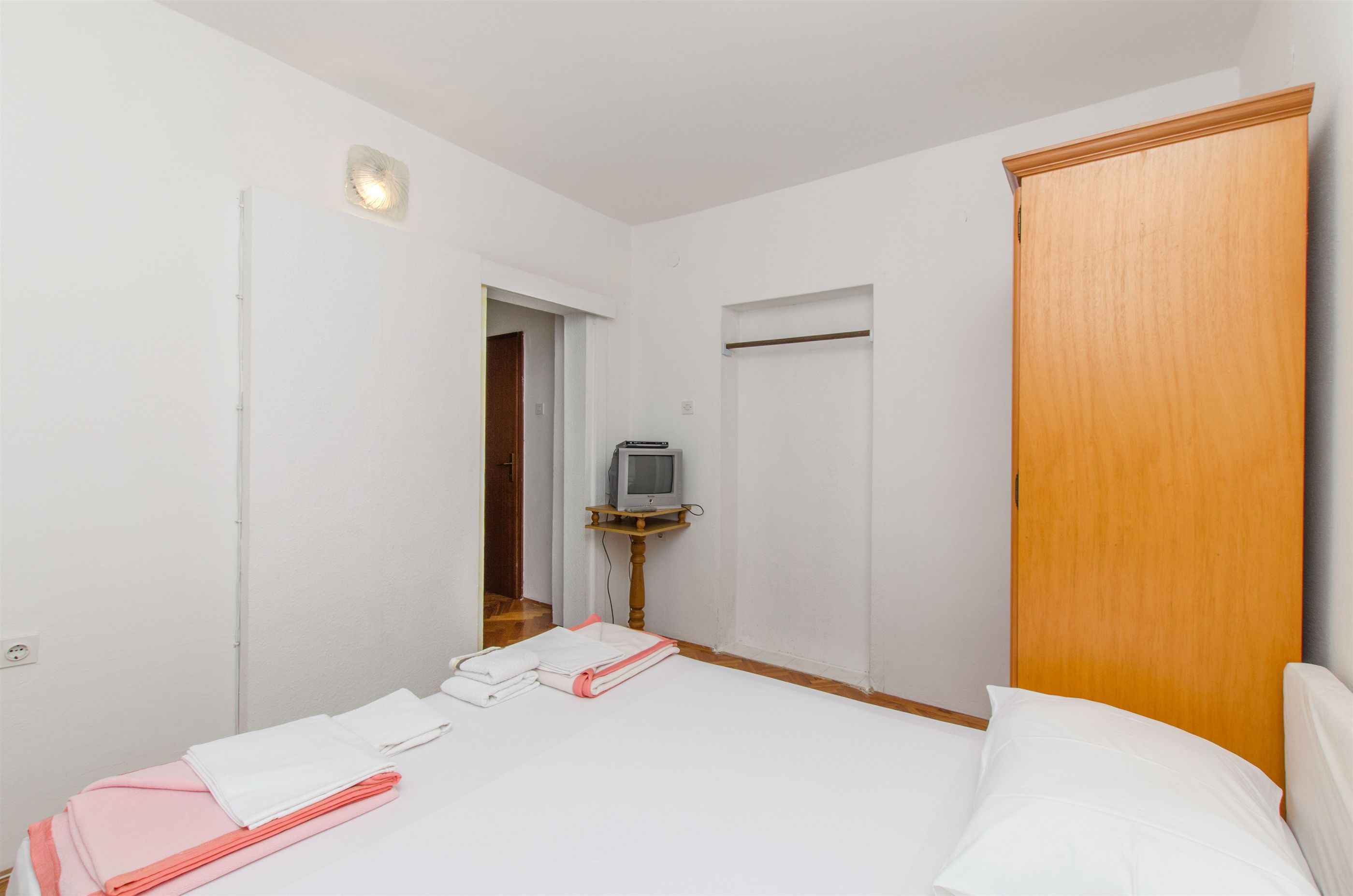 Apartments Osvit 31801-A2