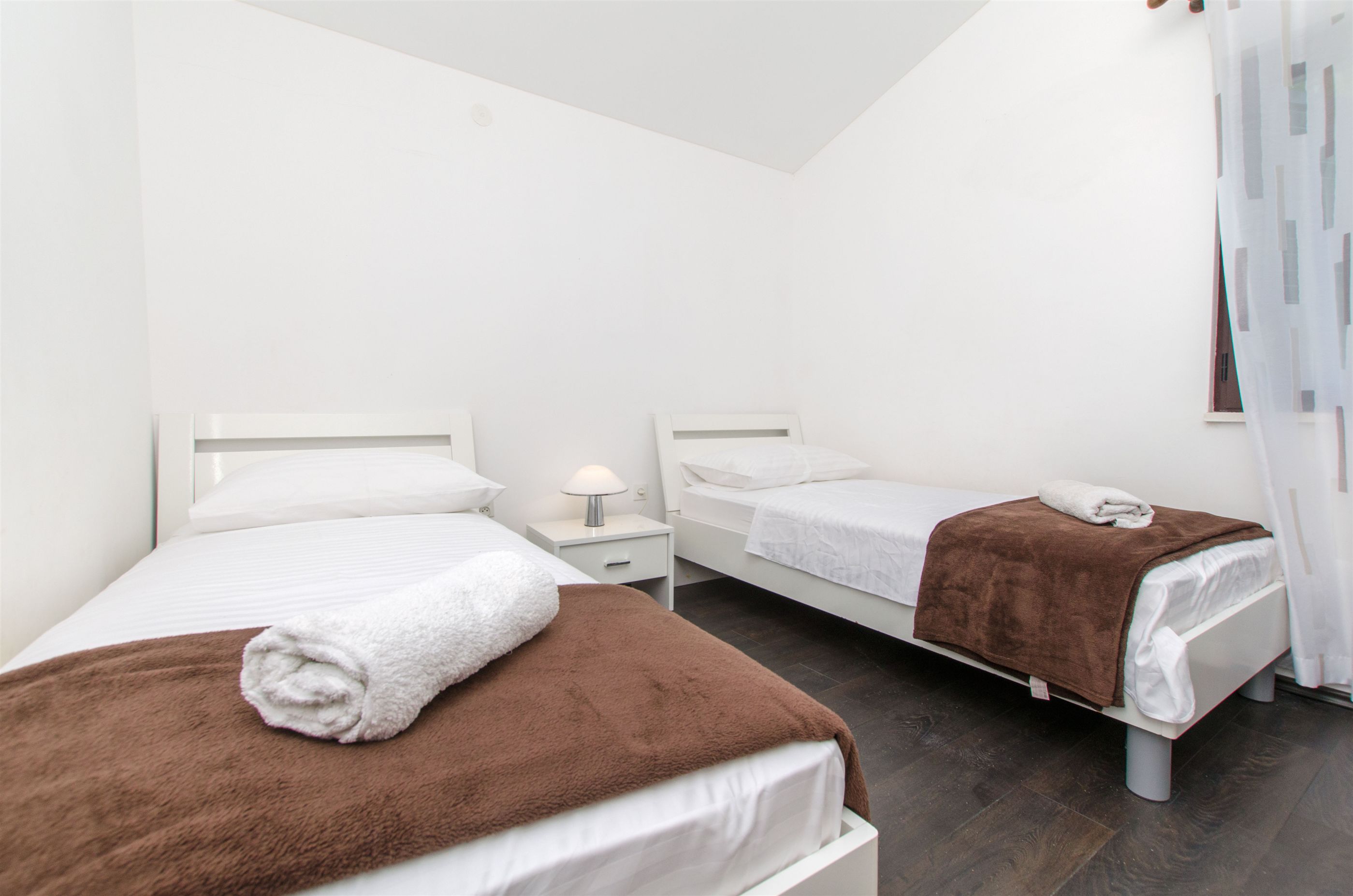 Apartments Vedran 26981-A2