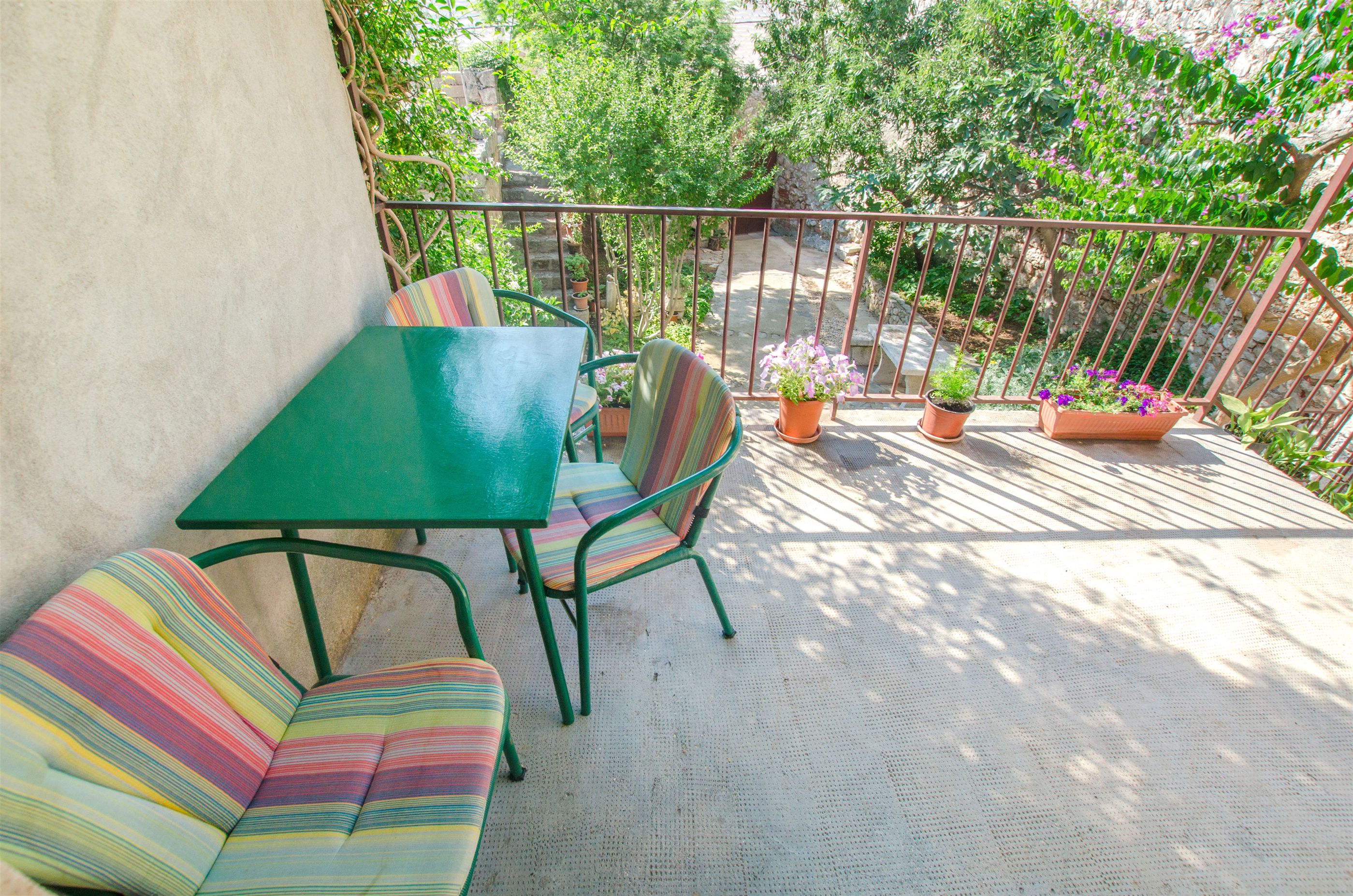 Apartments Jerka 44201-A1