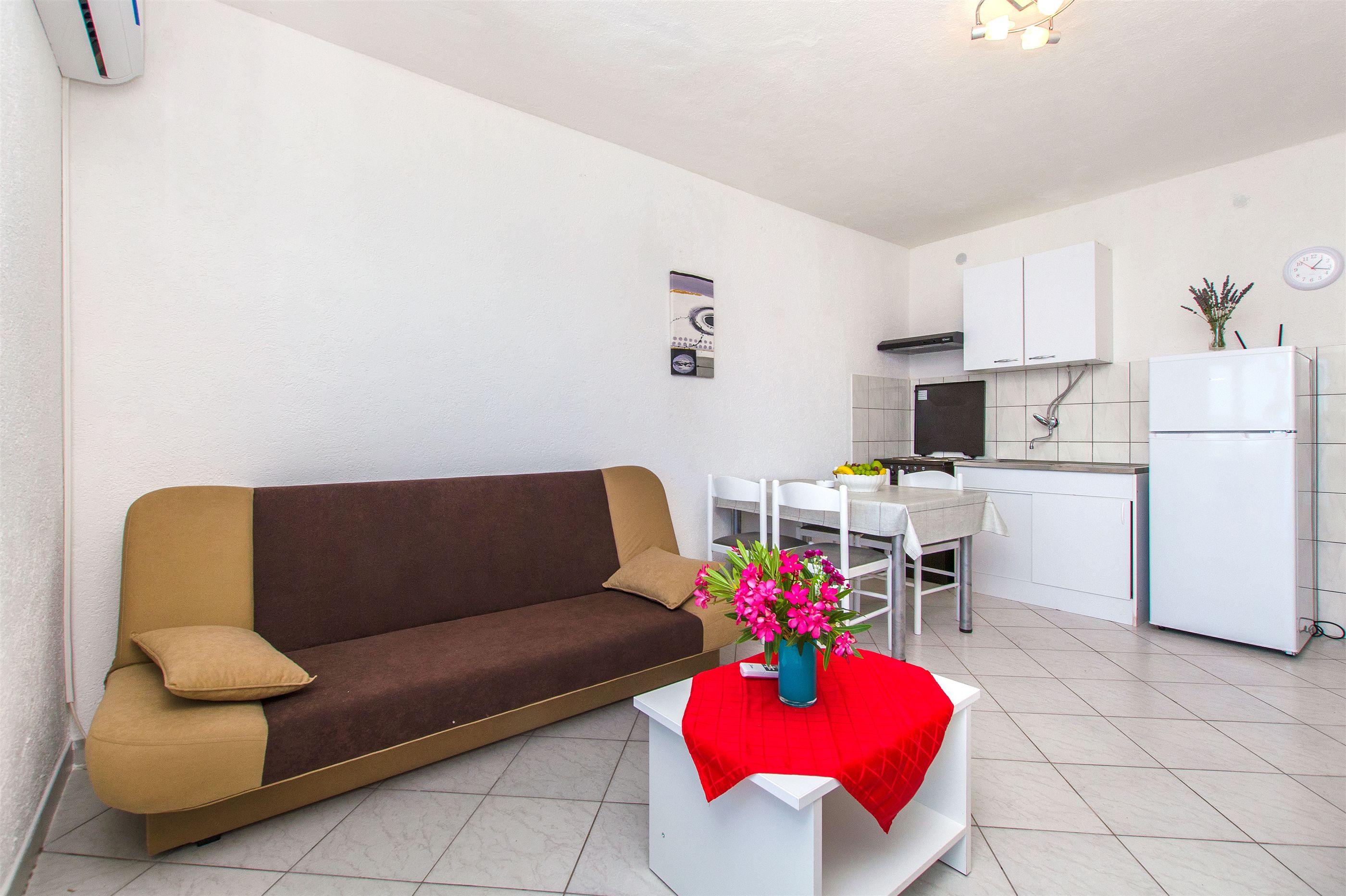 Apartments Na Obali Mora 18721-A1