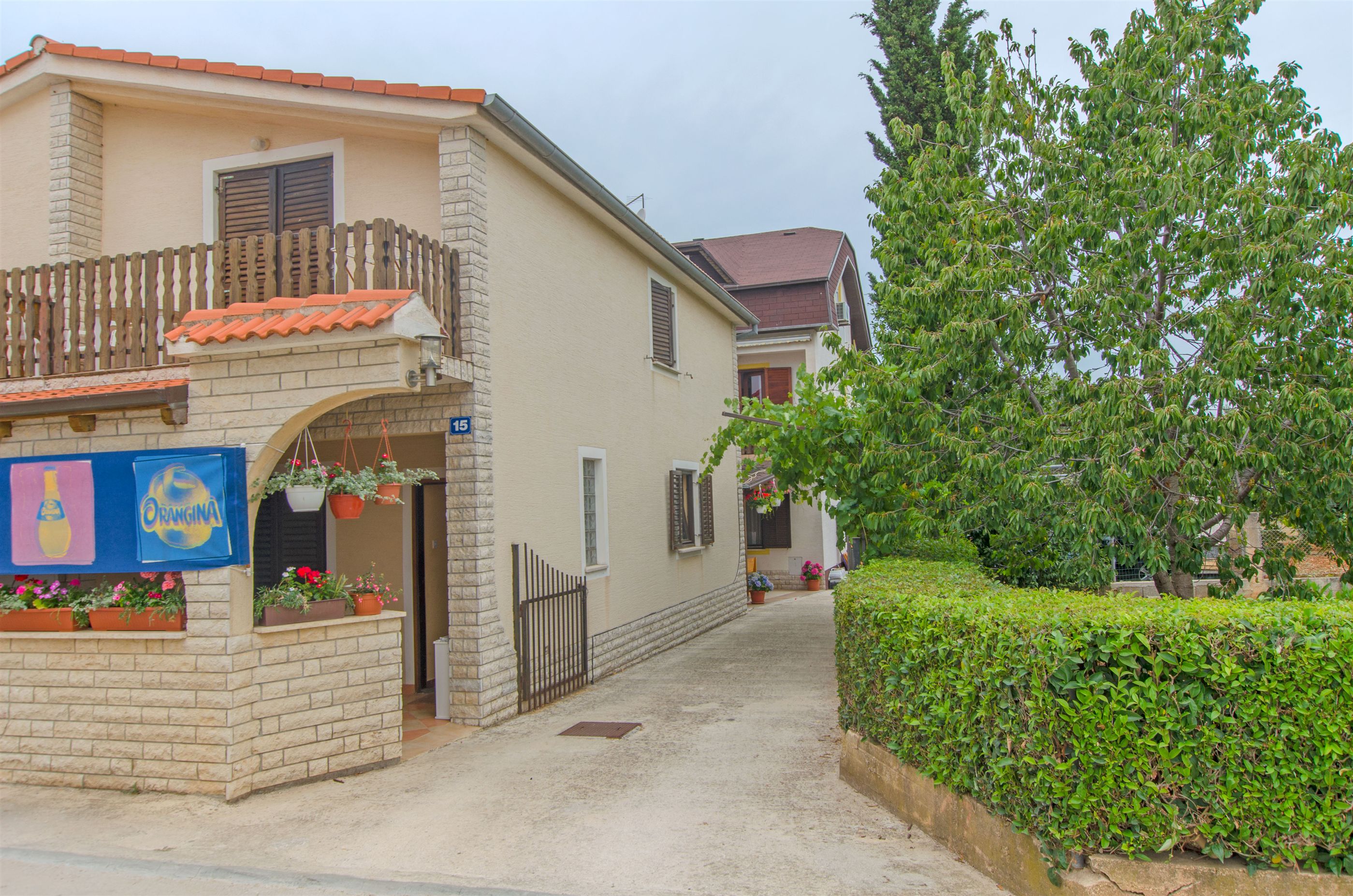 Apartments Ivan 13792-A6