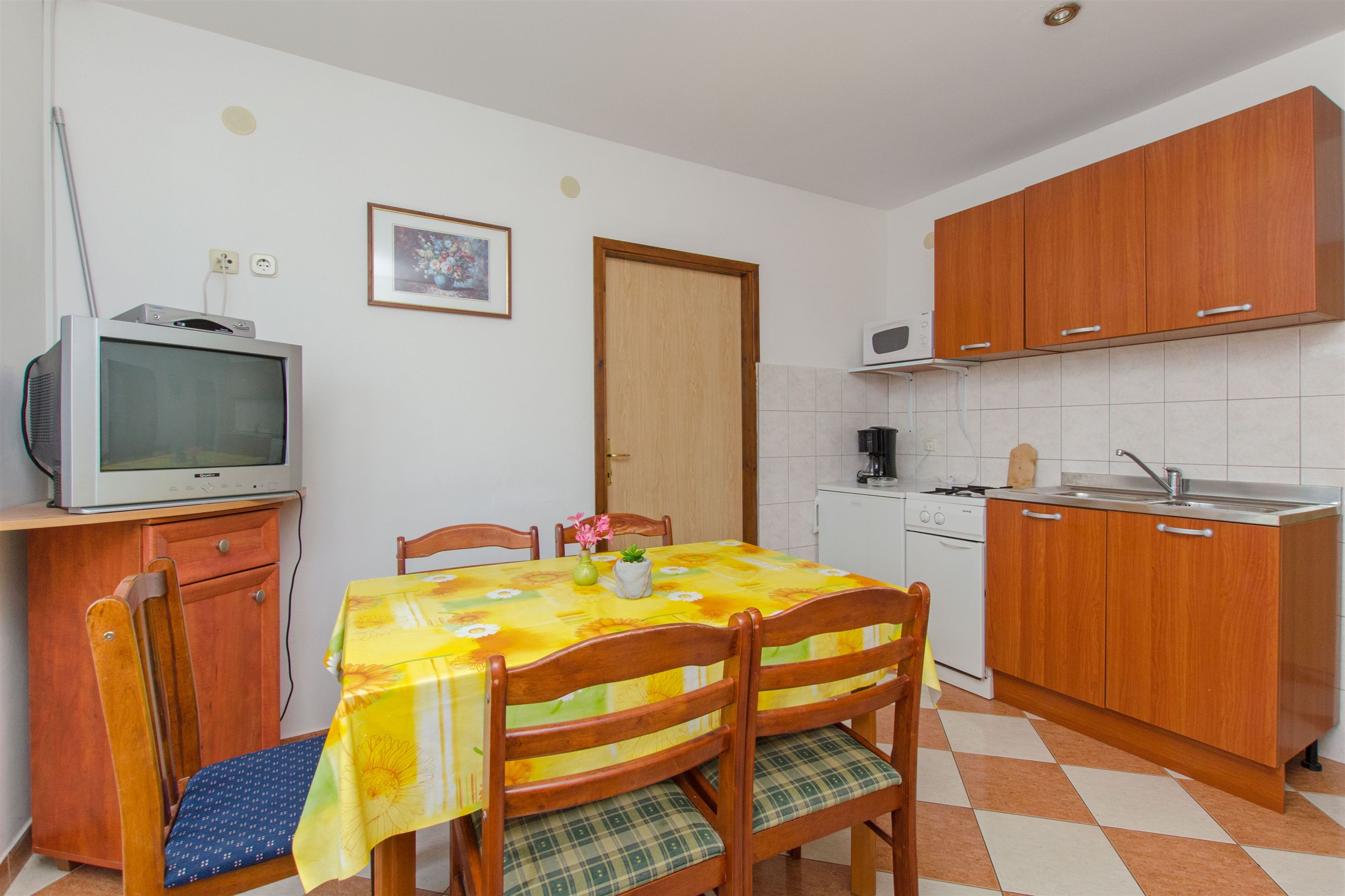 Apartments Ivan 13792-A4