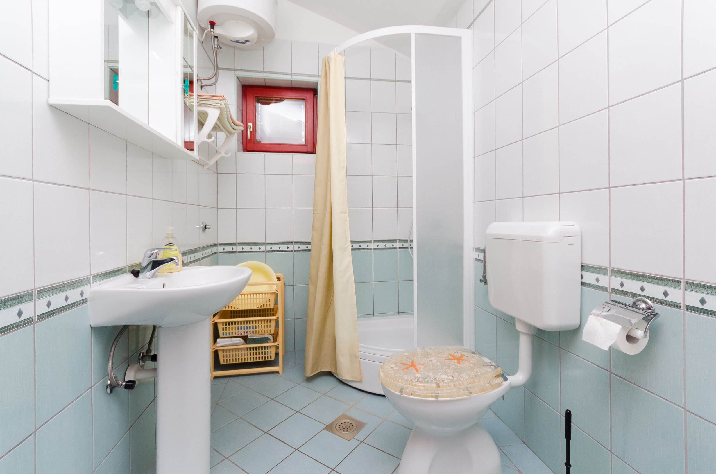 Apartments Mladen 61131-A2