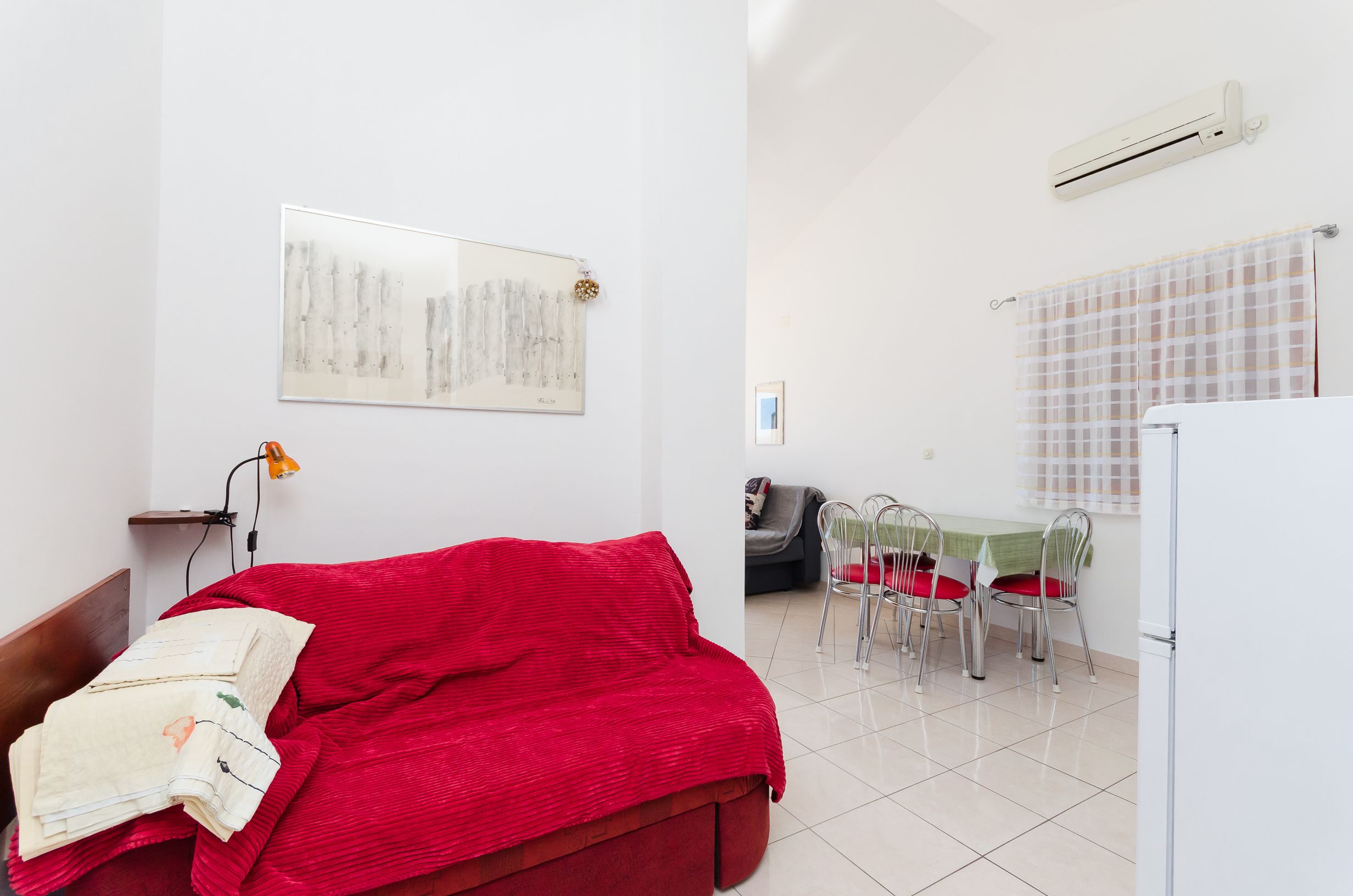 Apartments Mladen 61131-A2