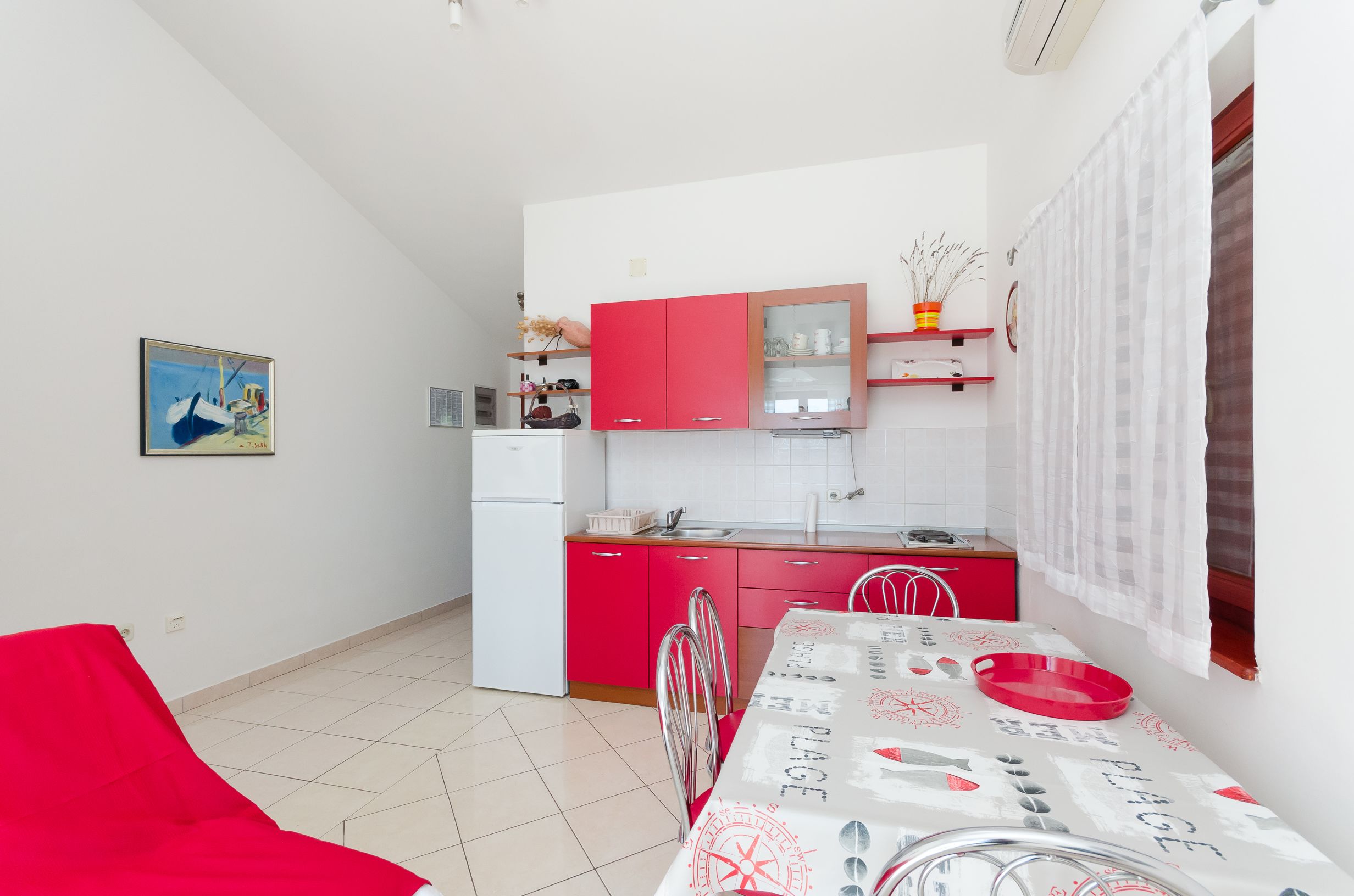 Apartments Mladen 61131-A1