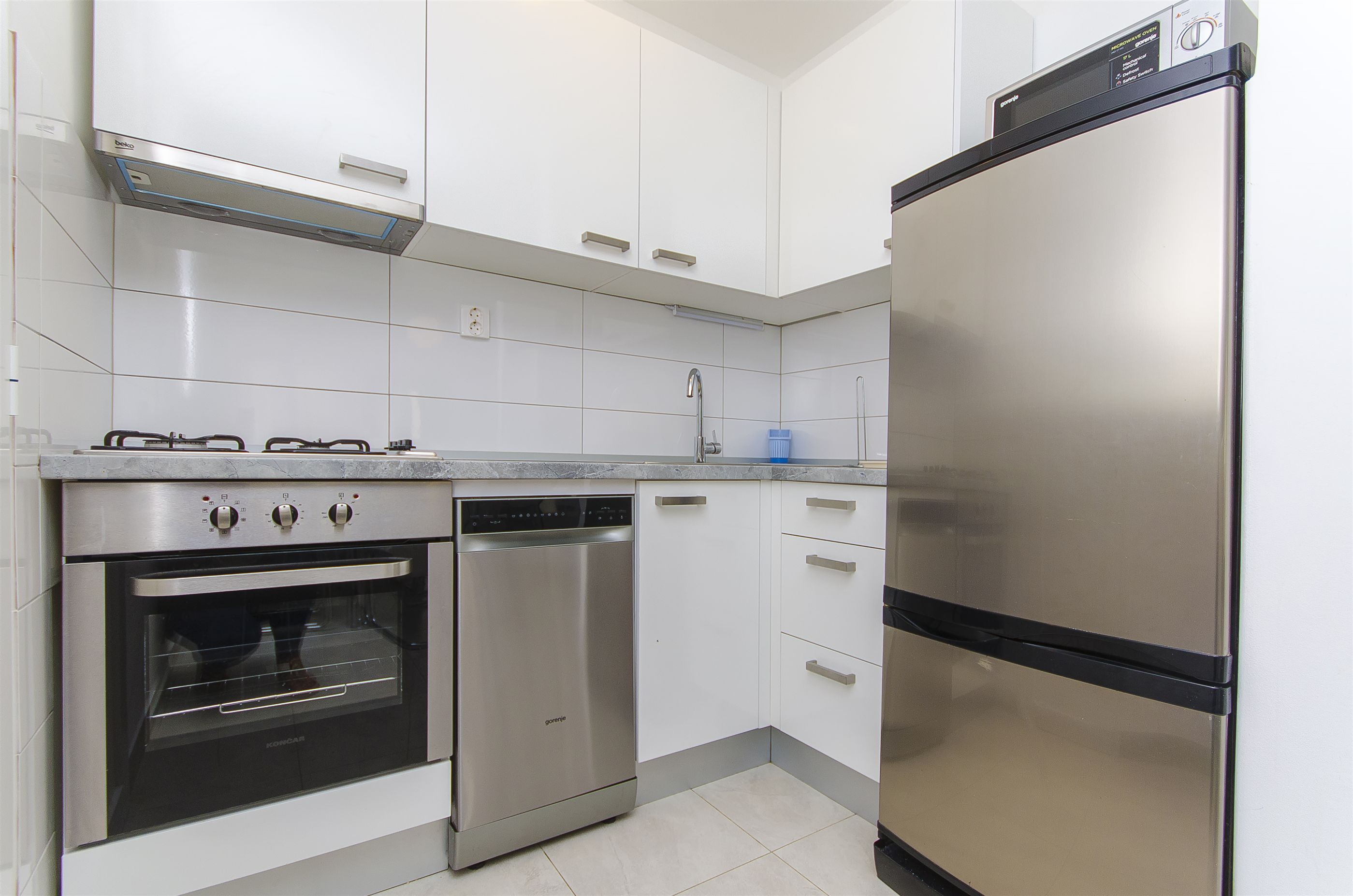 Apartments Milan 13571-A1