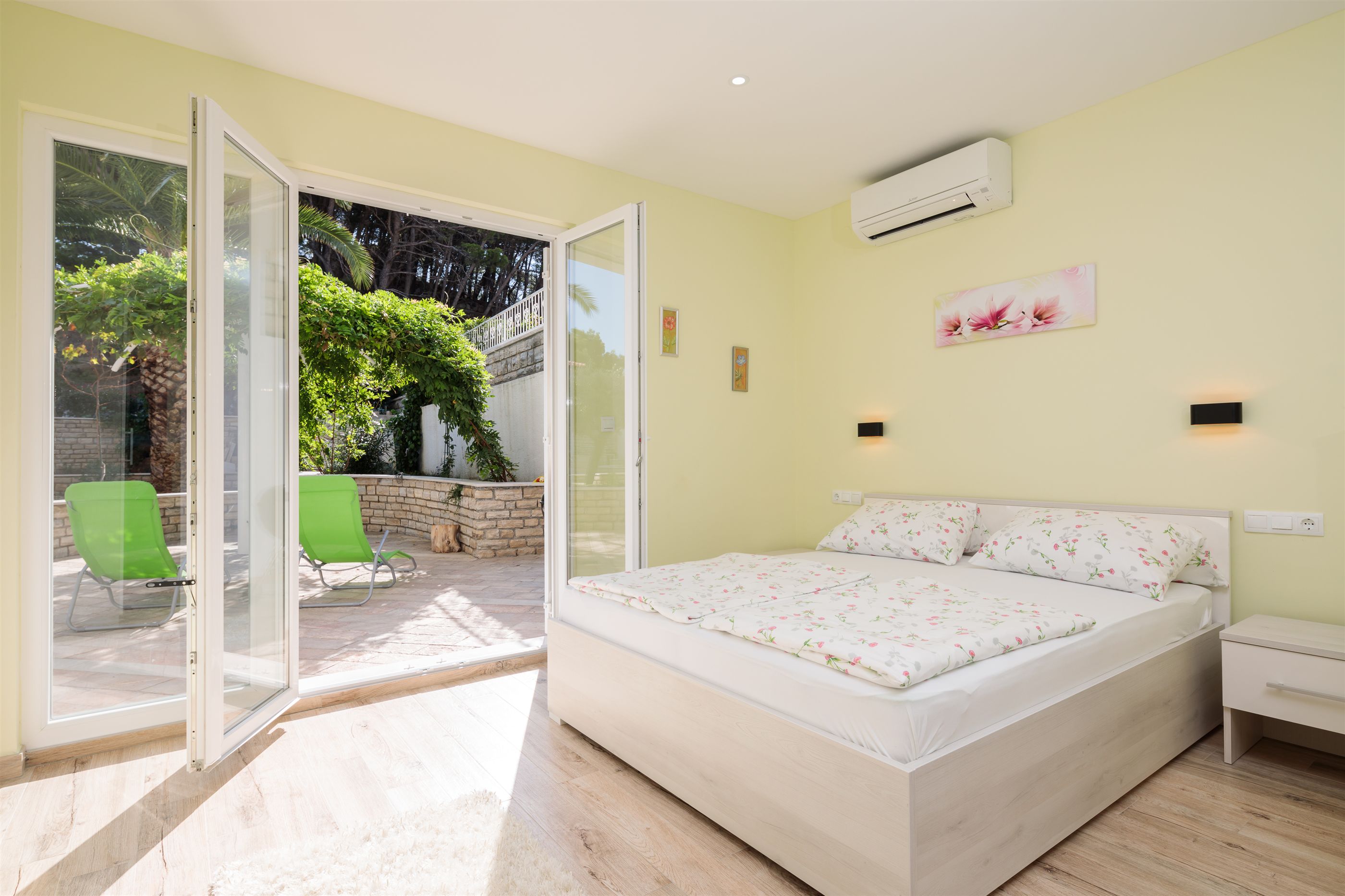 Apartments and Room Alen 39481-A2