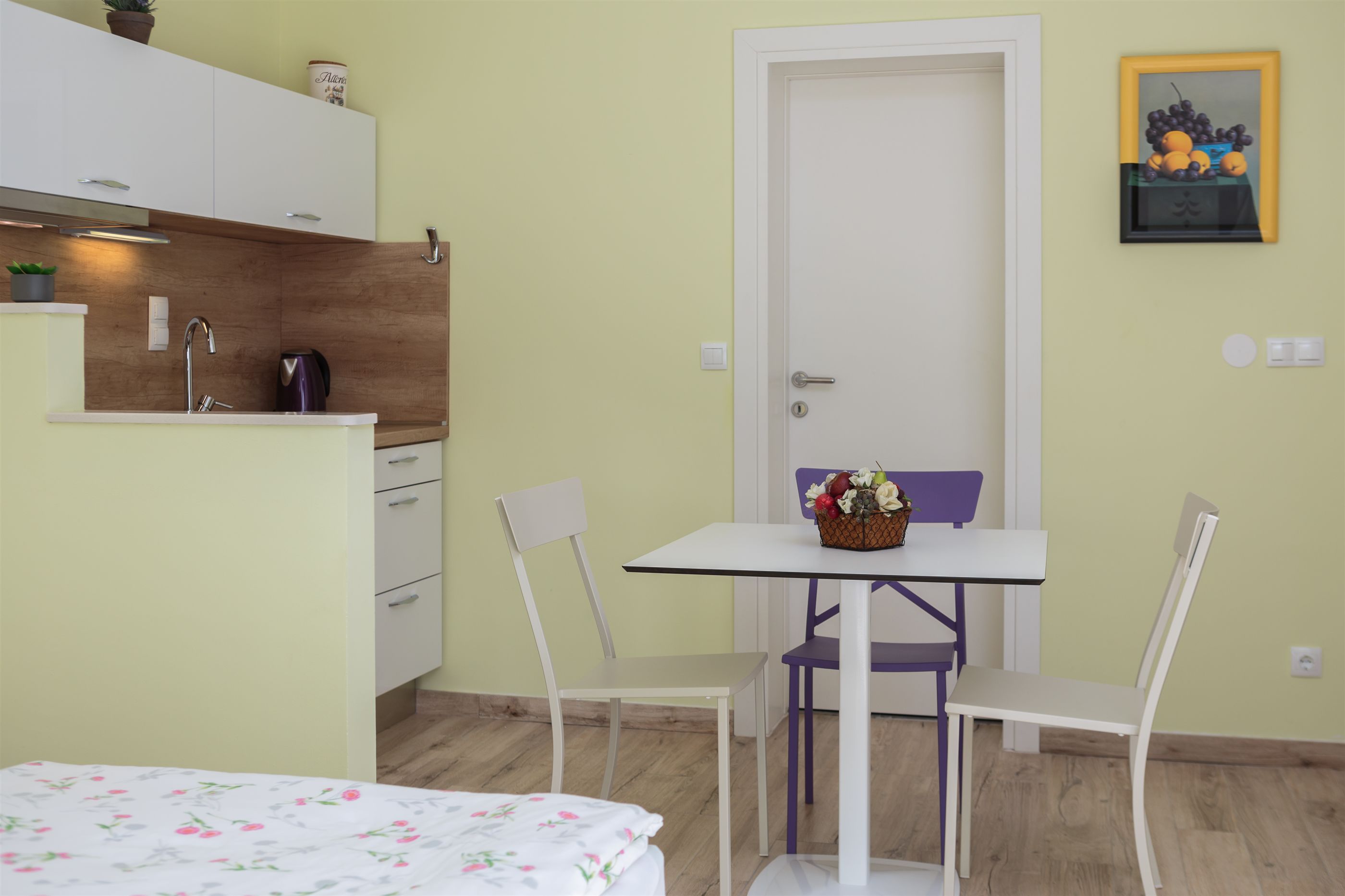 Apartments and Room Alen 39481-A2