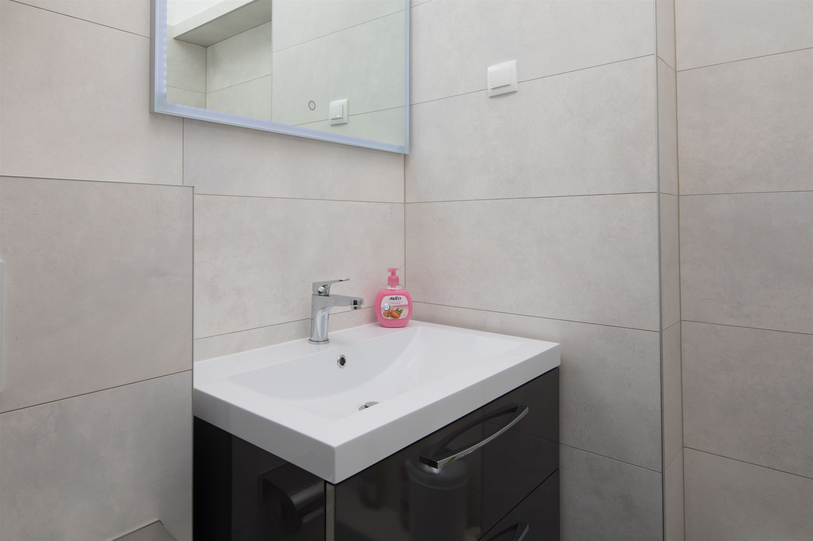 Apartments and Room Alen 39481-A2