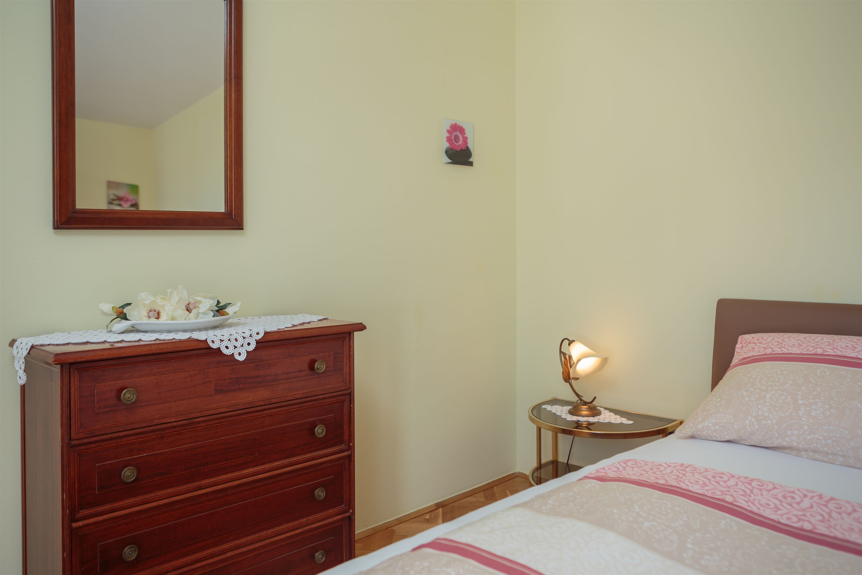 Apartments and Room Alen 39481-A4