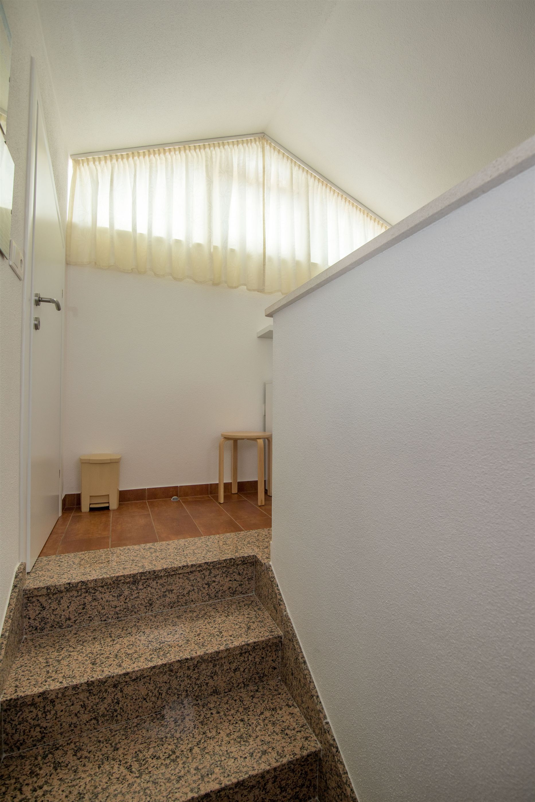 Apartments and Room Maestral 47221-S1