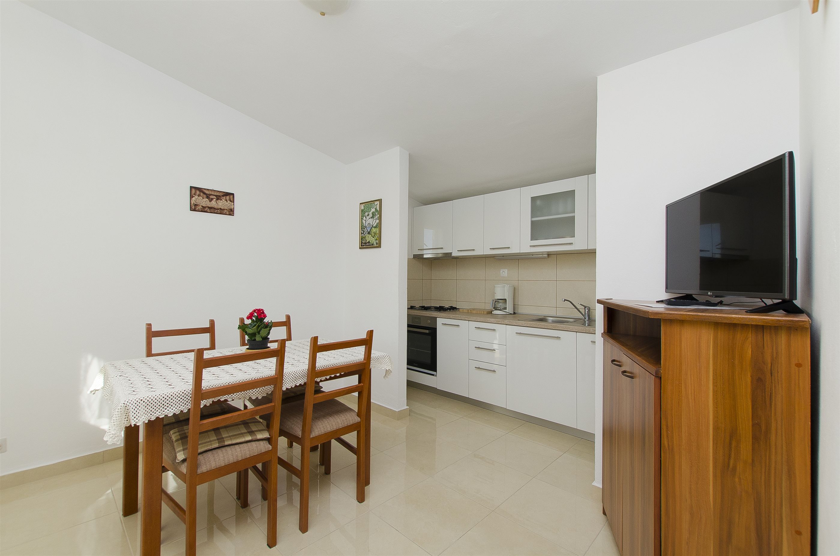Apartment Josipa 40272-A1