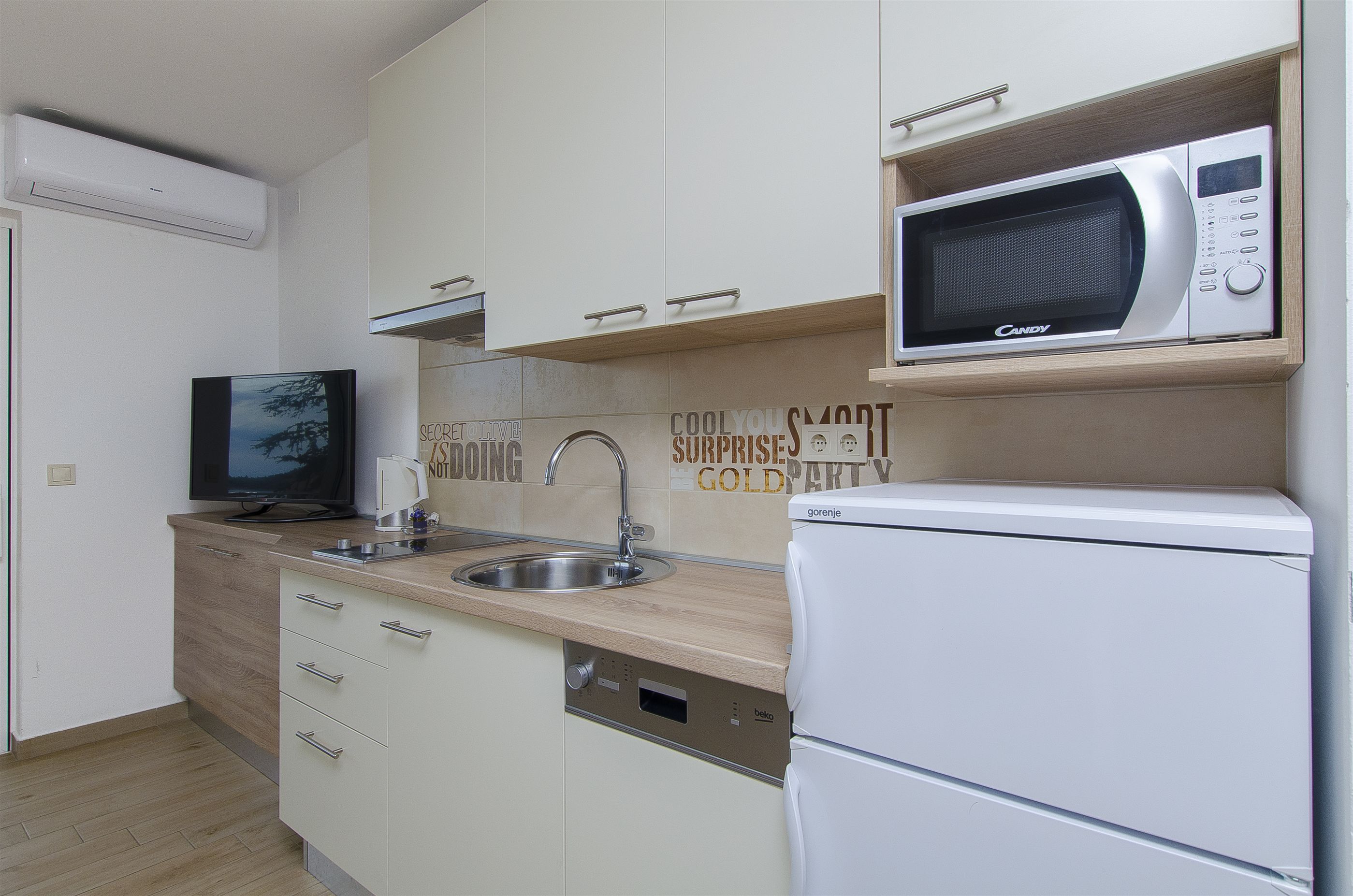 Apartments Sanja 40273-A2