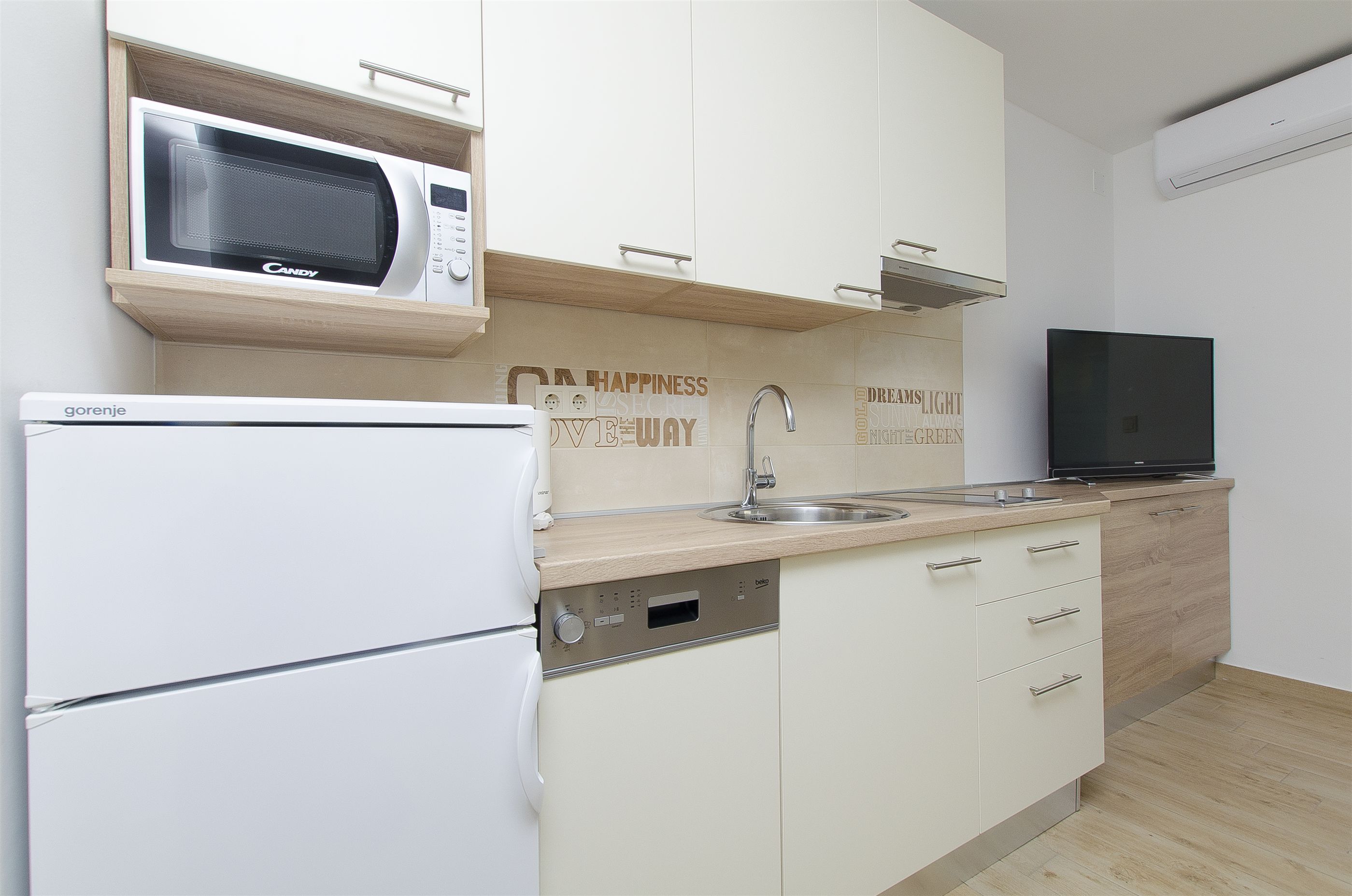 Apartments Sanja 40273-A3
