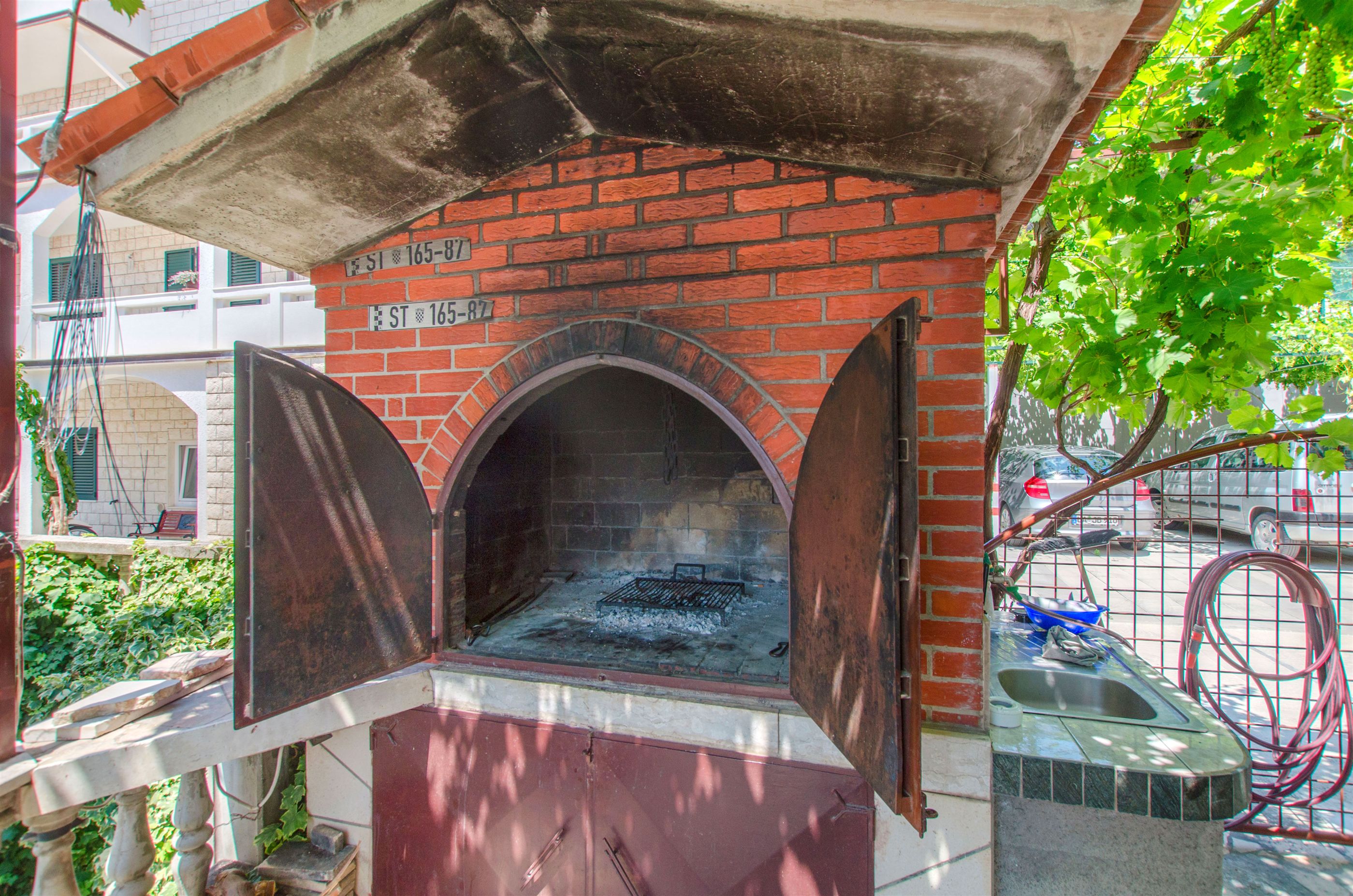 Apartments Mladen 12941-A1