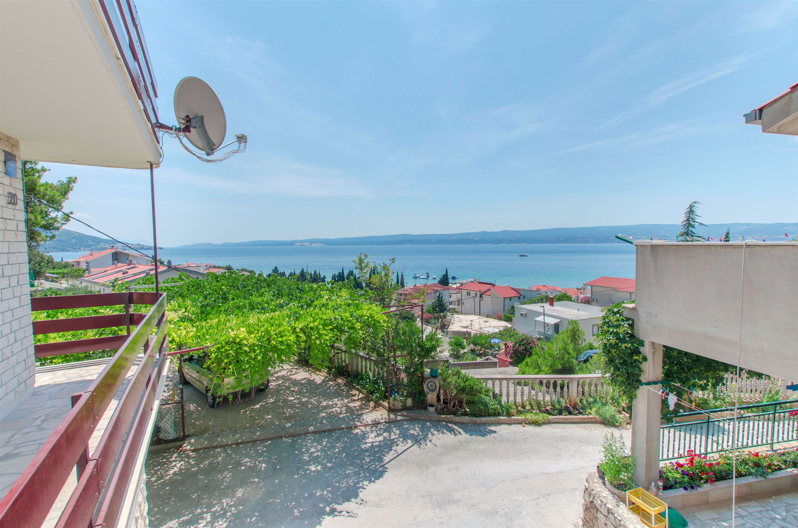 Apartments Mladen 12941-A1
