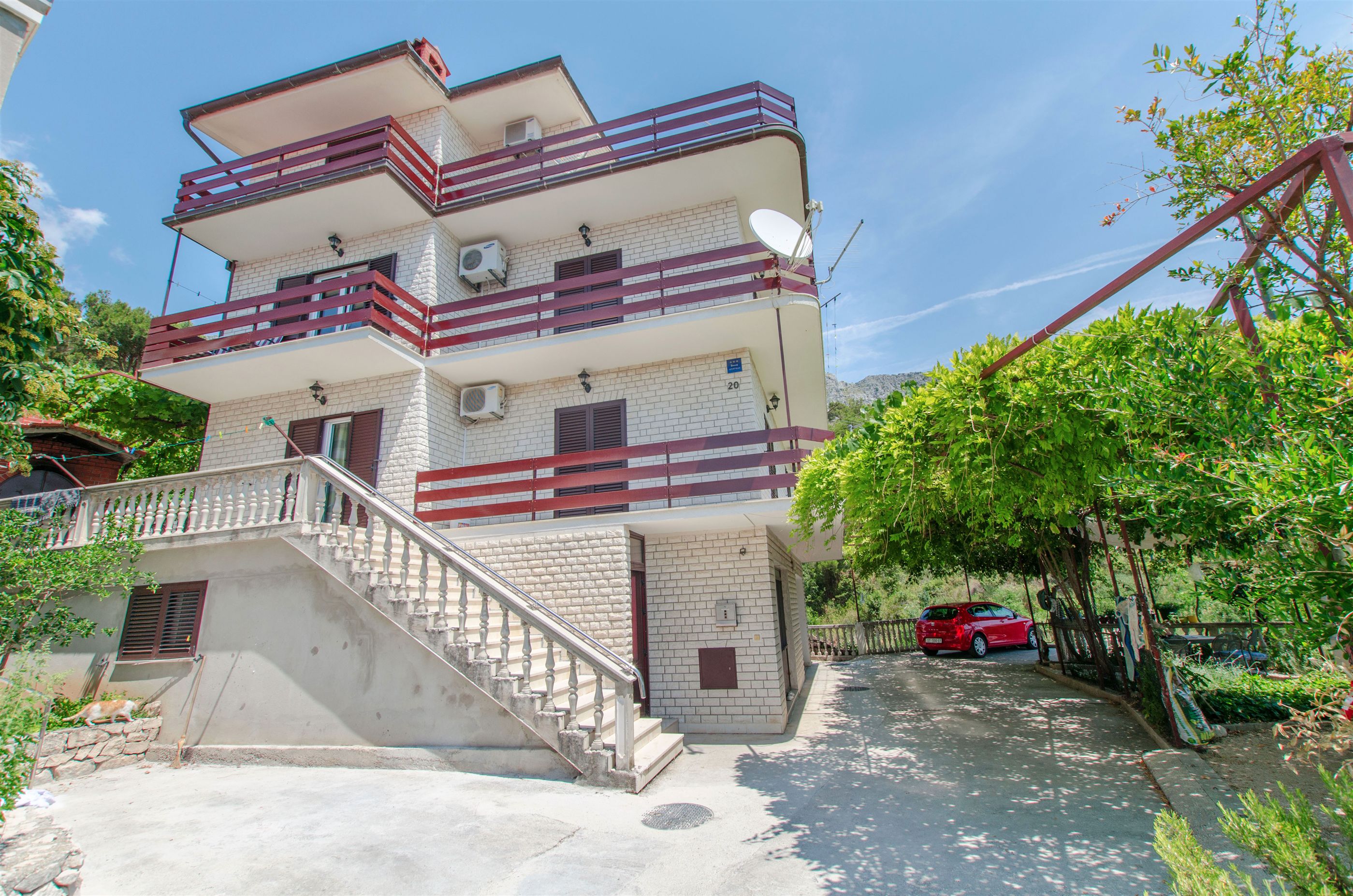 Apartments Mladen 12941-A1
