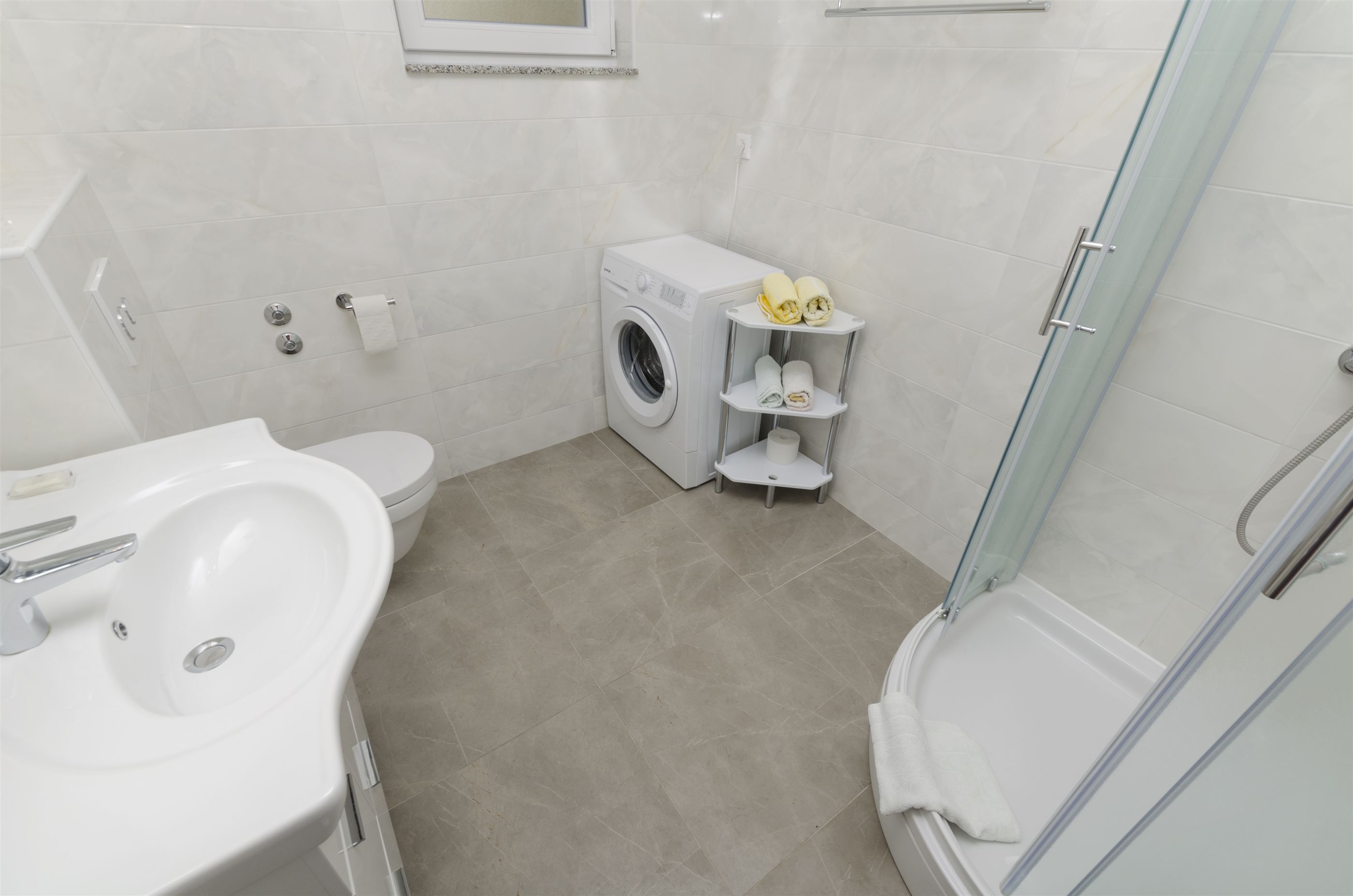 Apartments Karmela 40278-A3