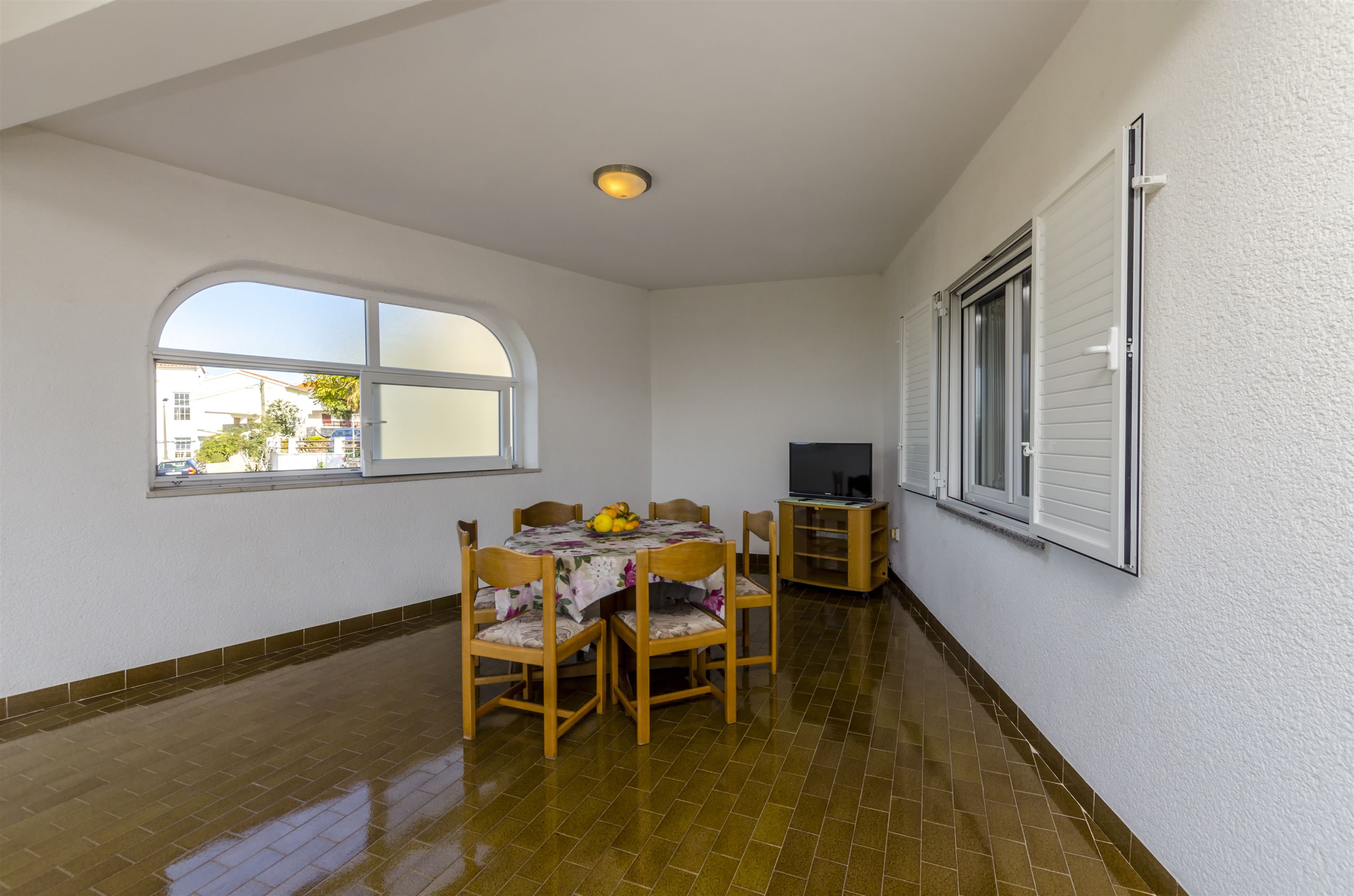 Apartments Karmela 40278-A3