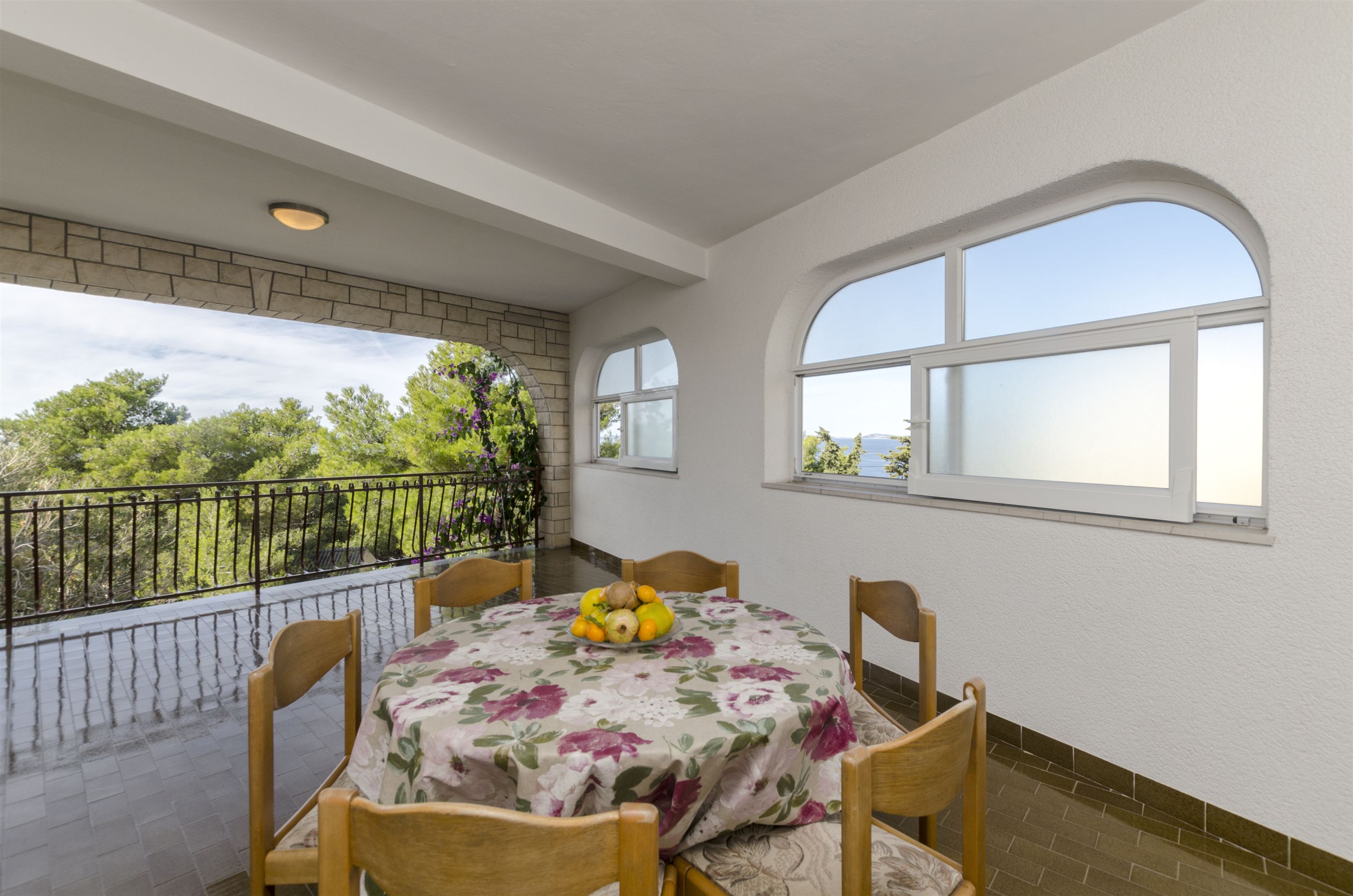 Apartments Karmela 40278-A3