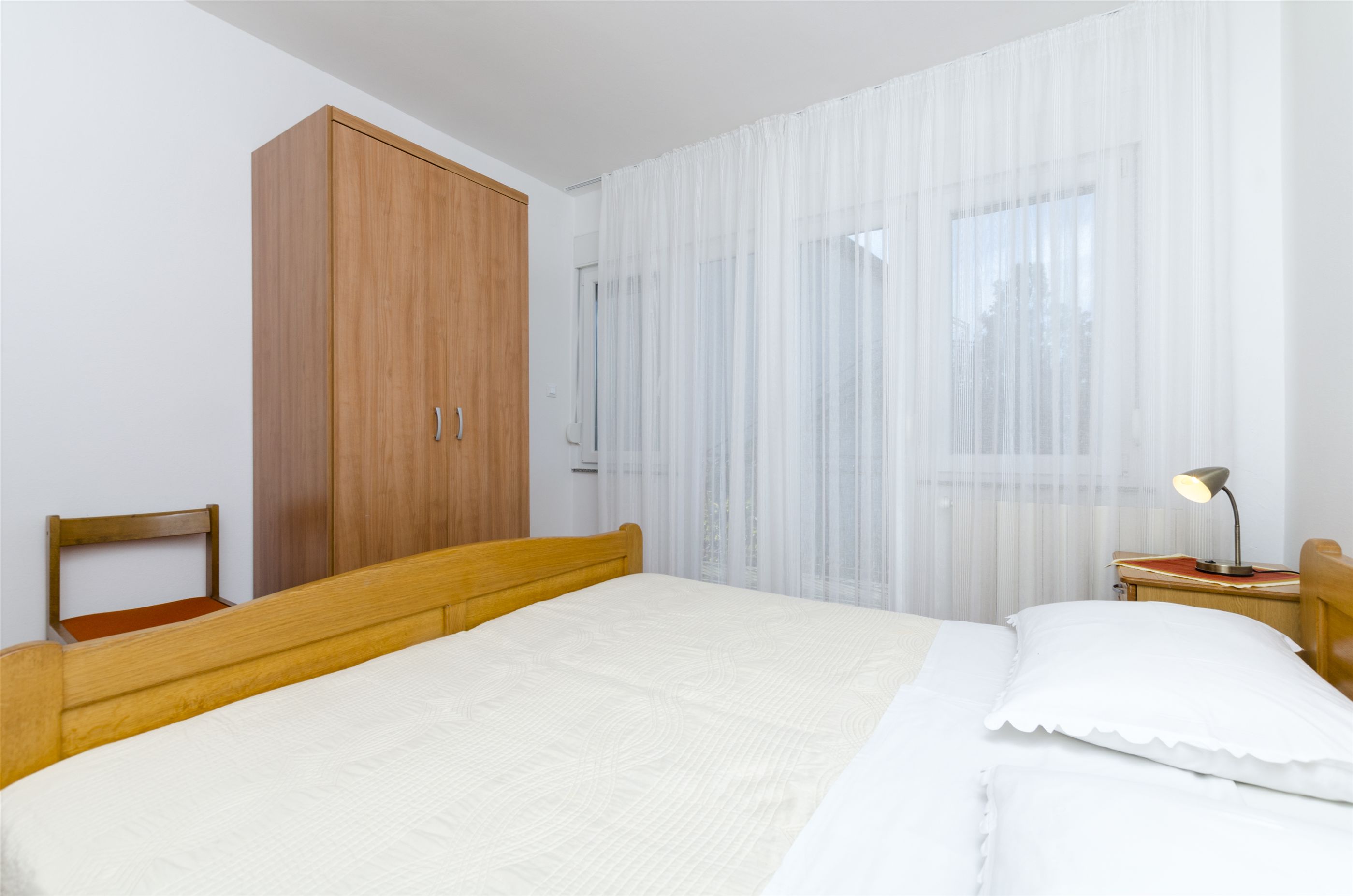 Apartments Karmela 40278-A2
