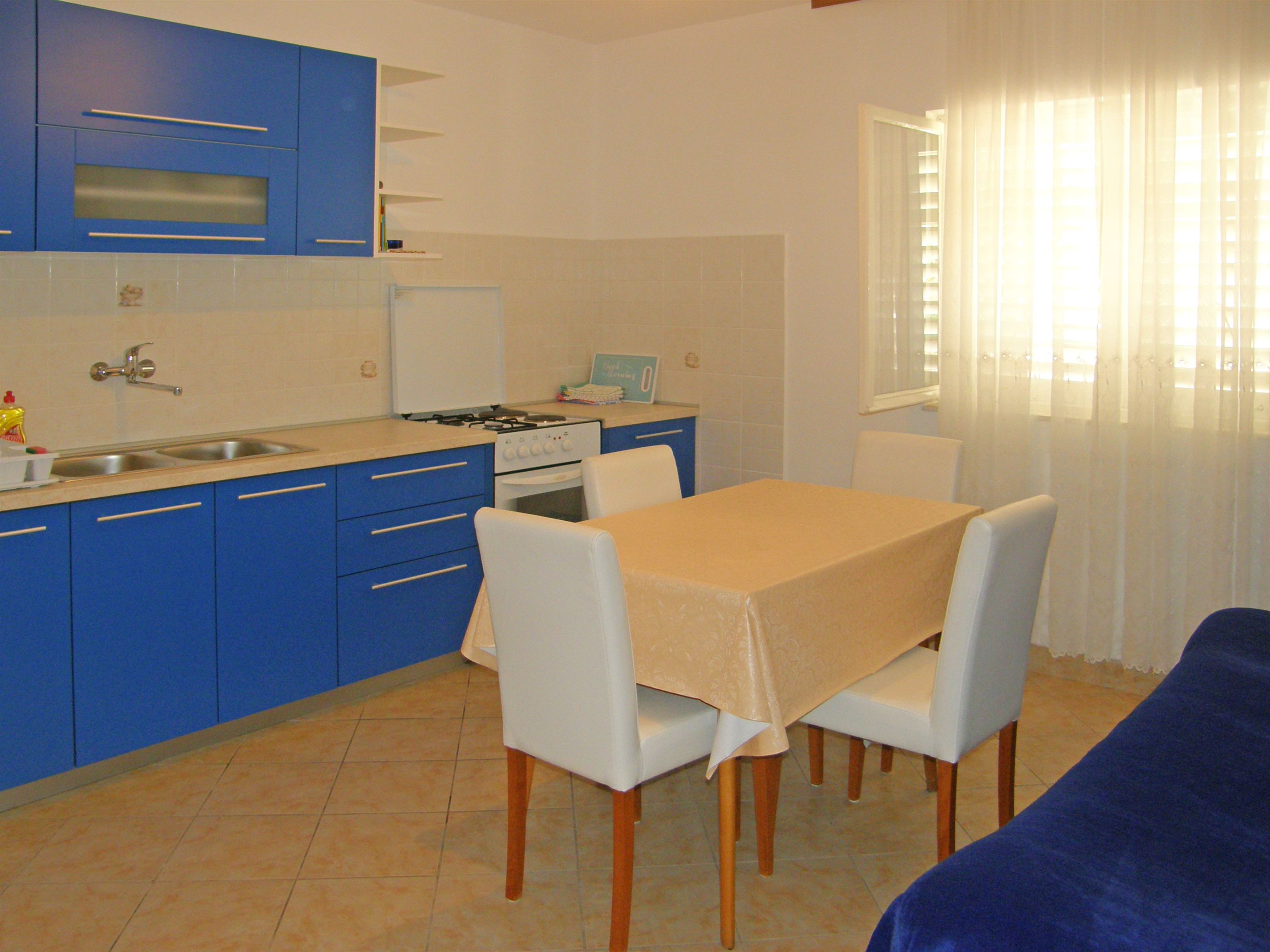 Apartments Dijo 40494-A1