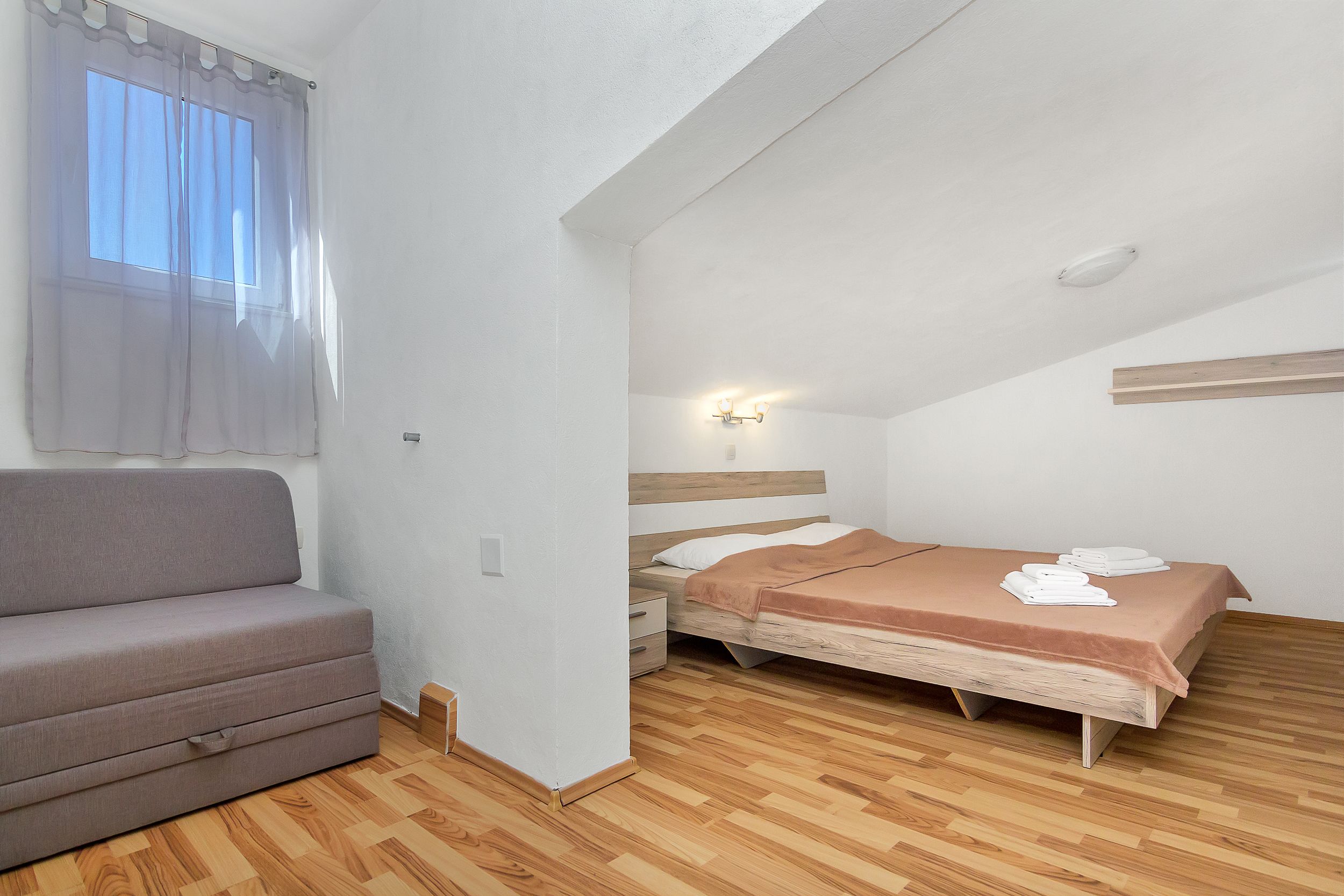 Apartments Igor 44141-A9