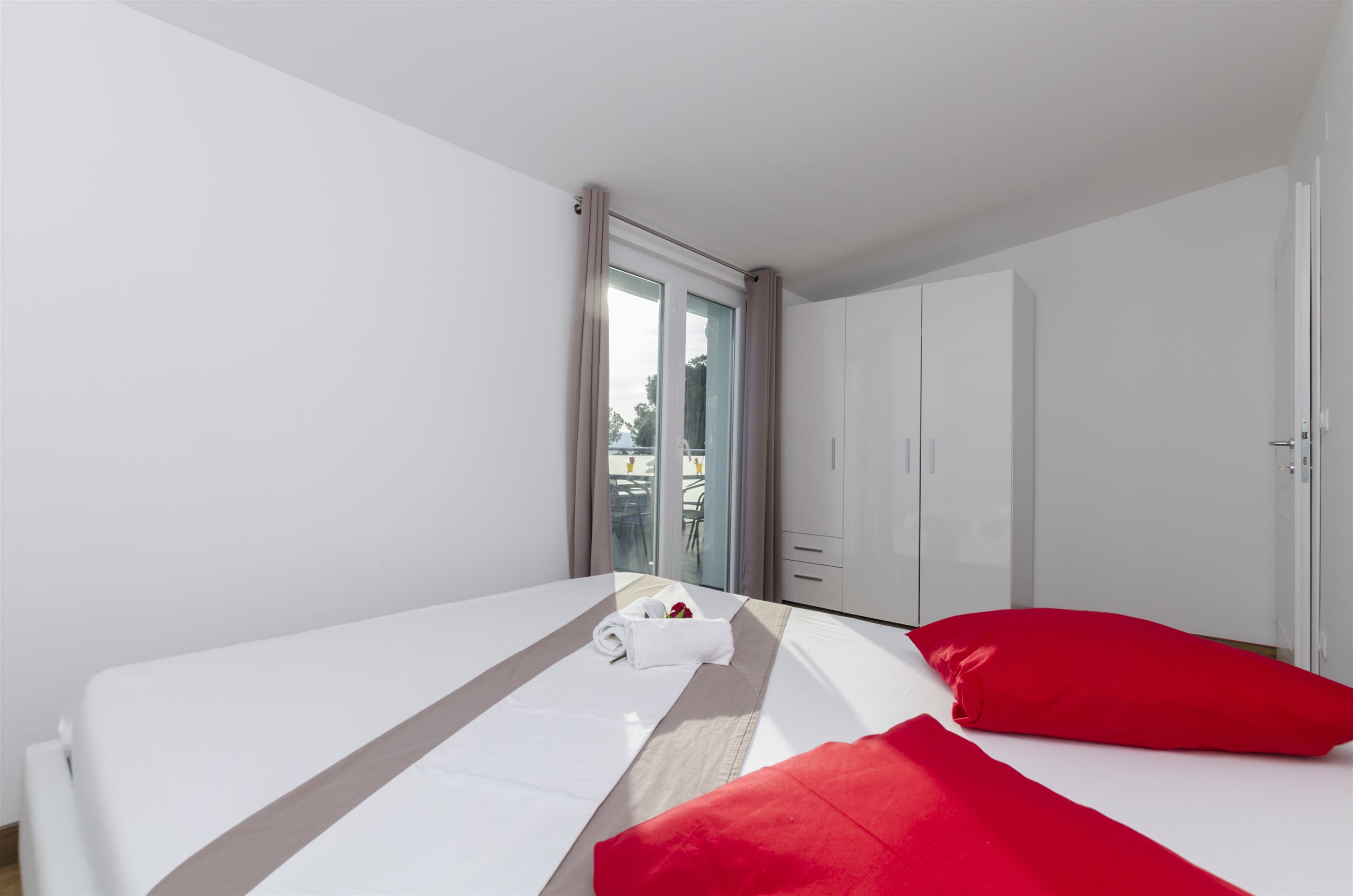 Apartments Lorenzo 26581-A1