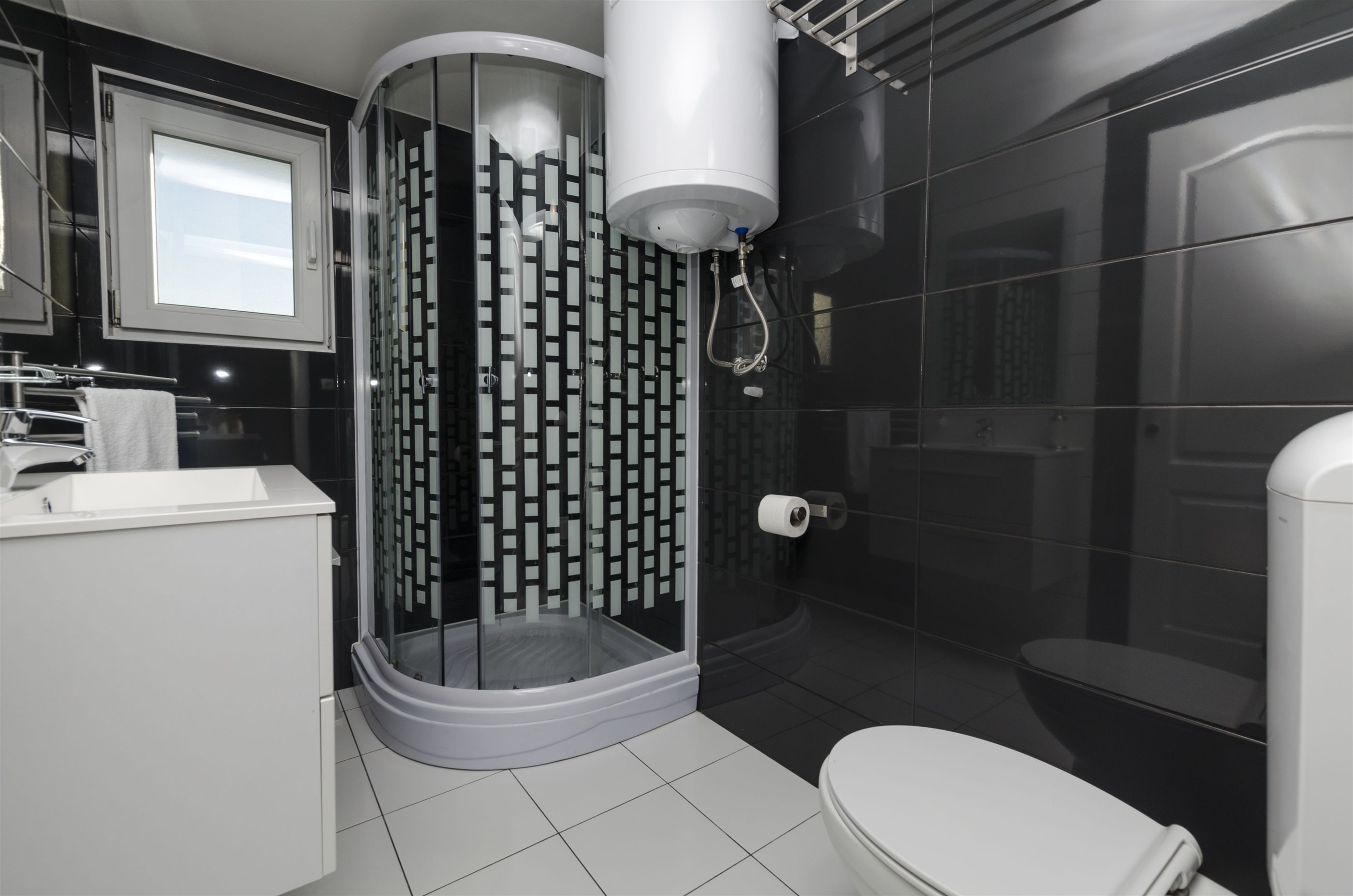 Apartments Lorenzo 26581-A1