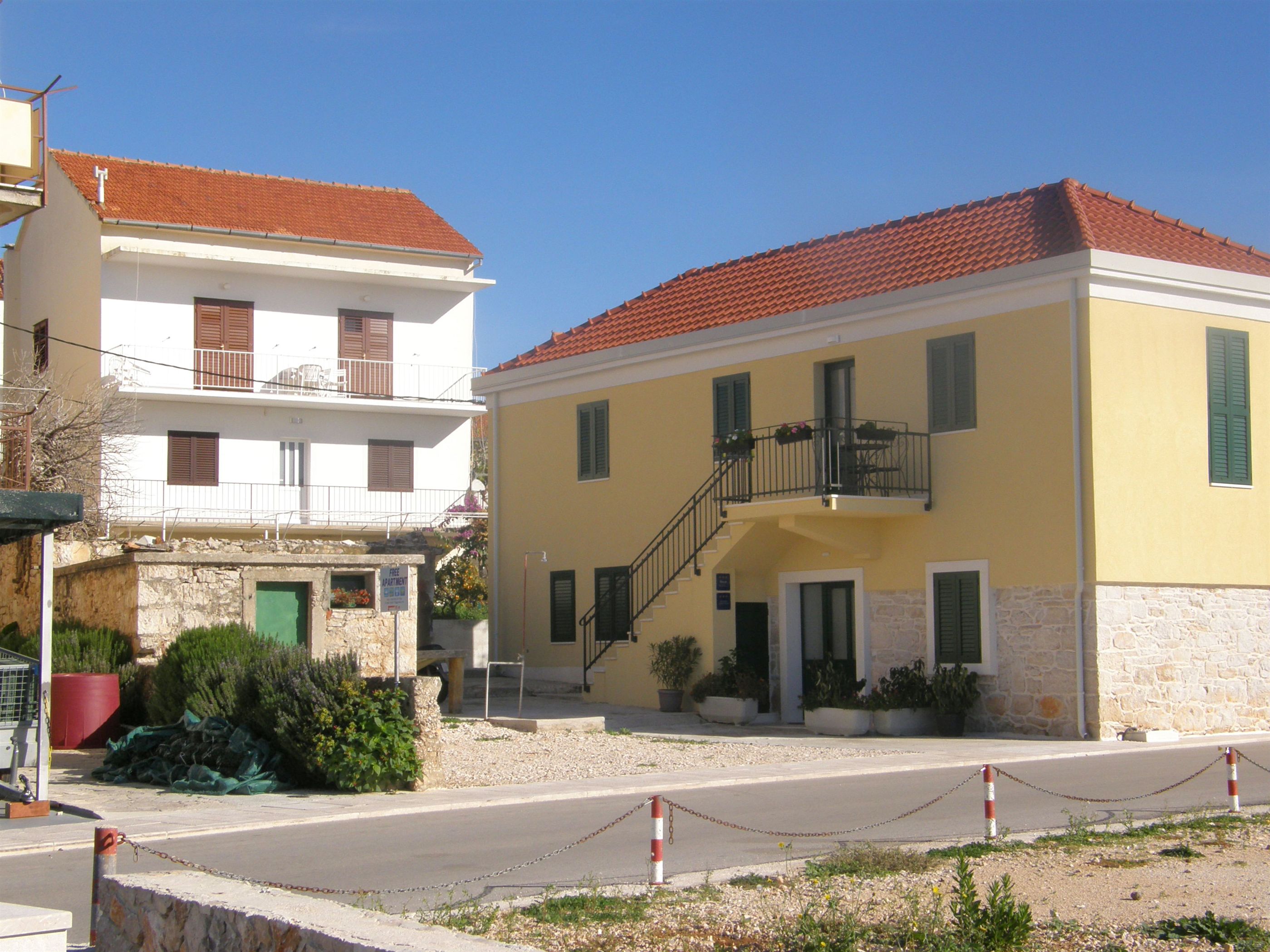 Apartments Guzela 40492-A1