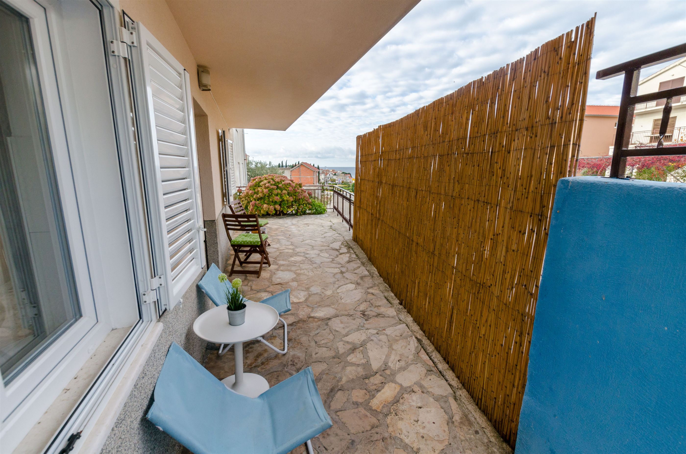 Apartments Zdravka G 40496-A1