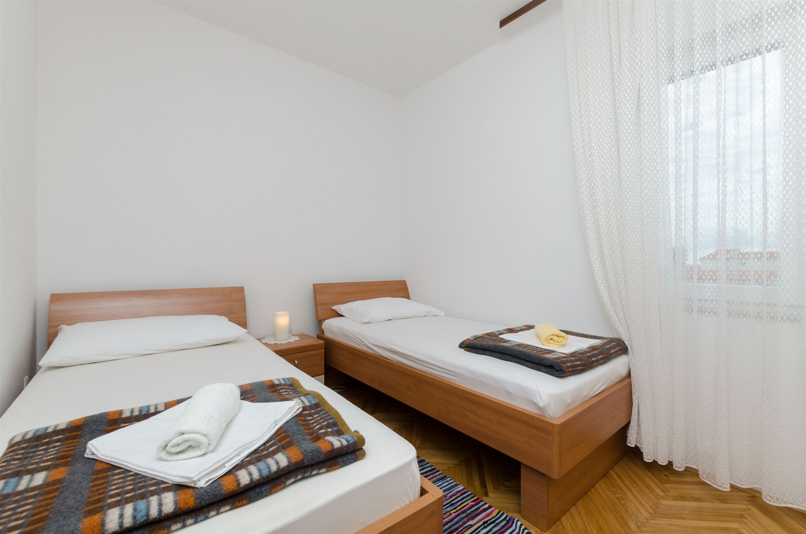 Apartments Zdravka G 40496-A2