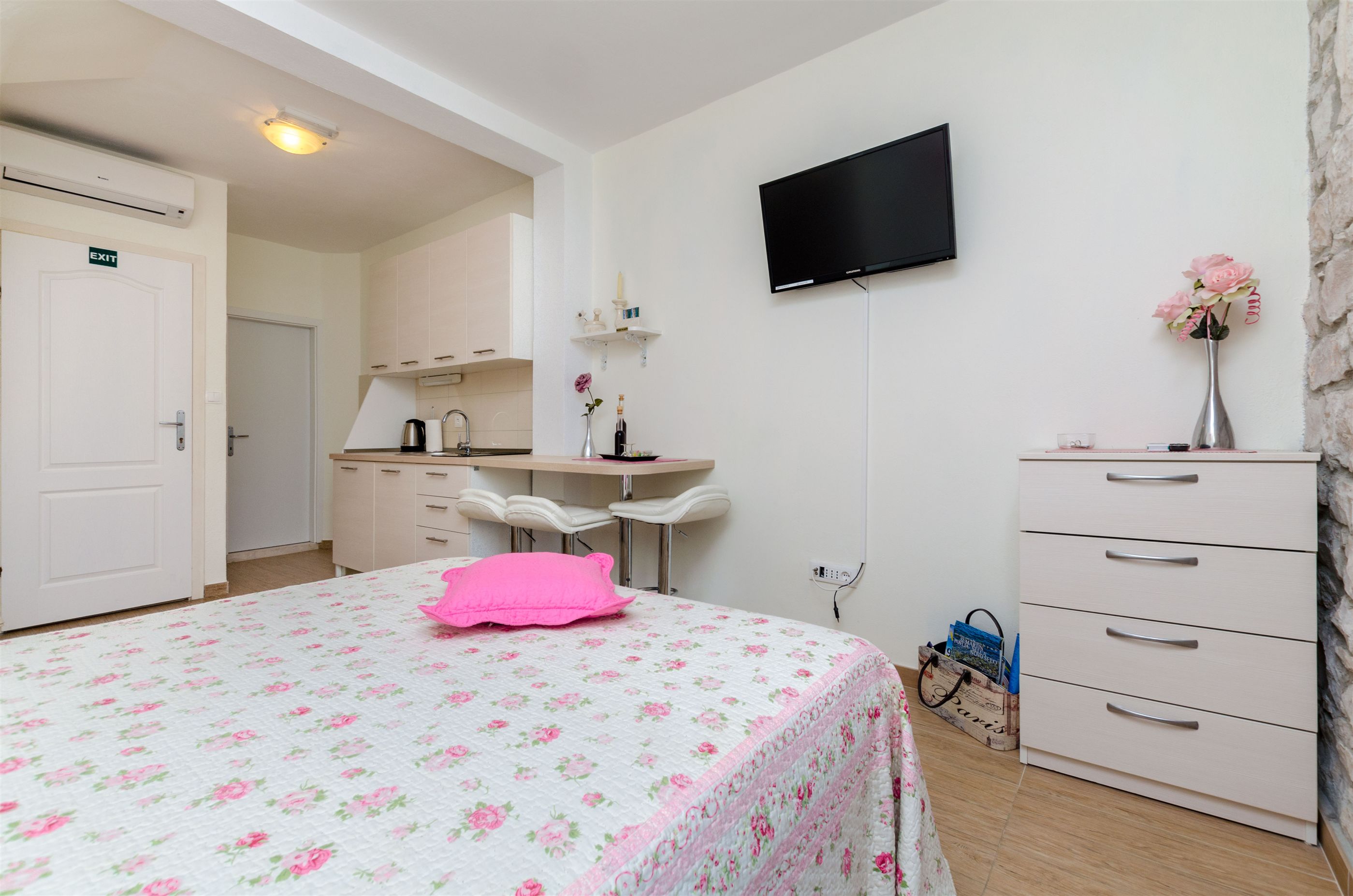 Apartments Djurdjica 16181-A2