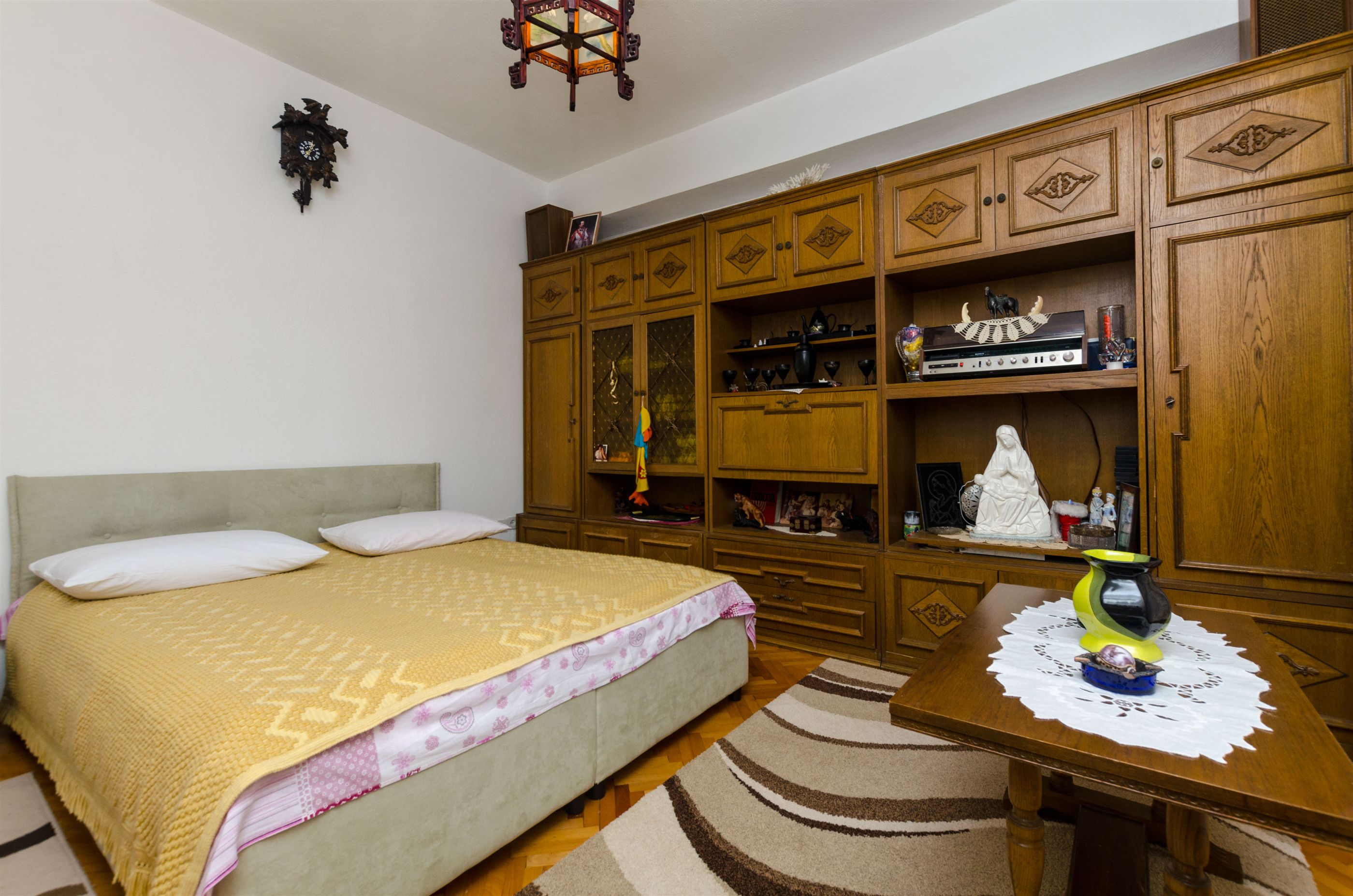 Apartments Franka 42261-A1