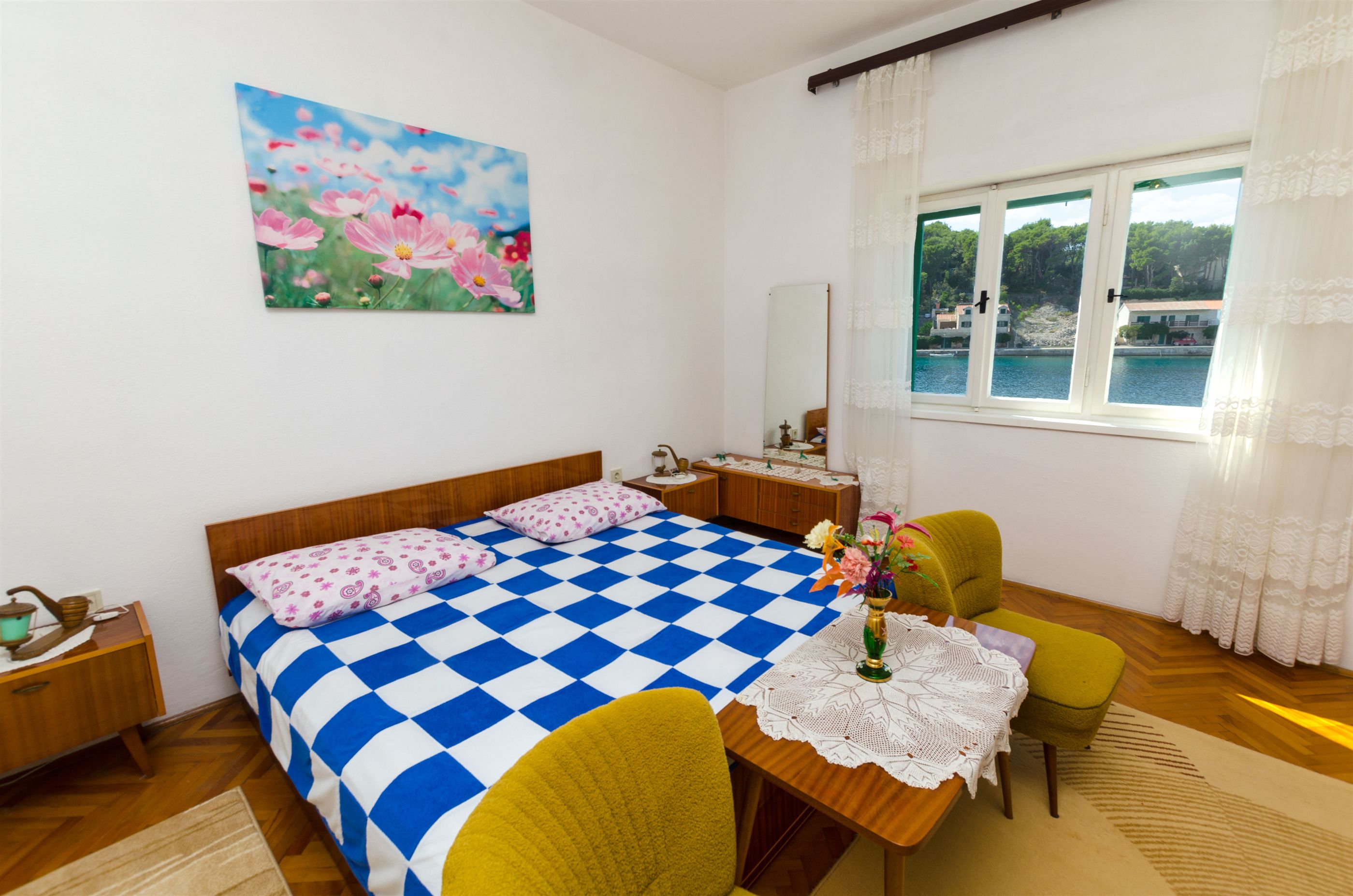 Apartments Franka 42261-A2