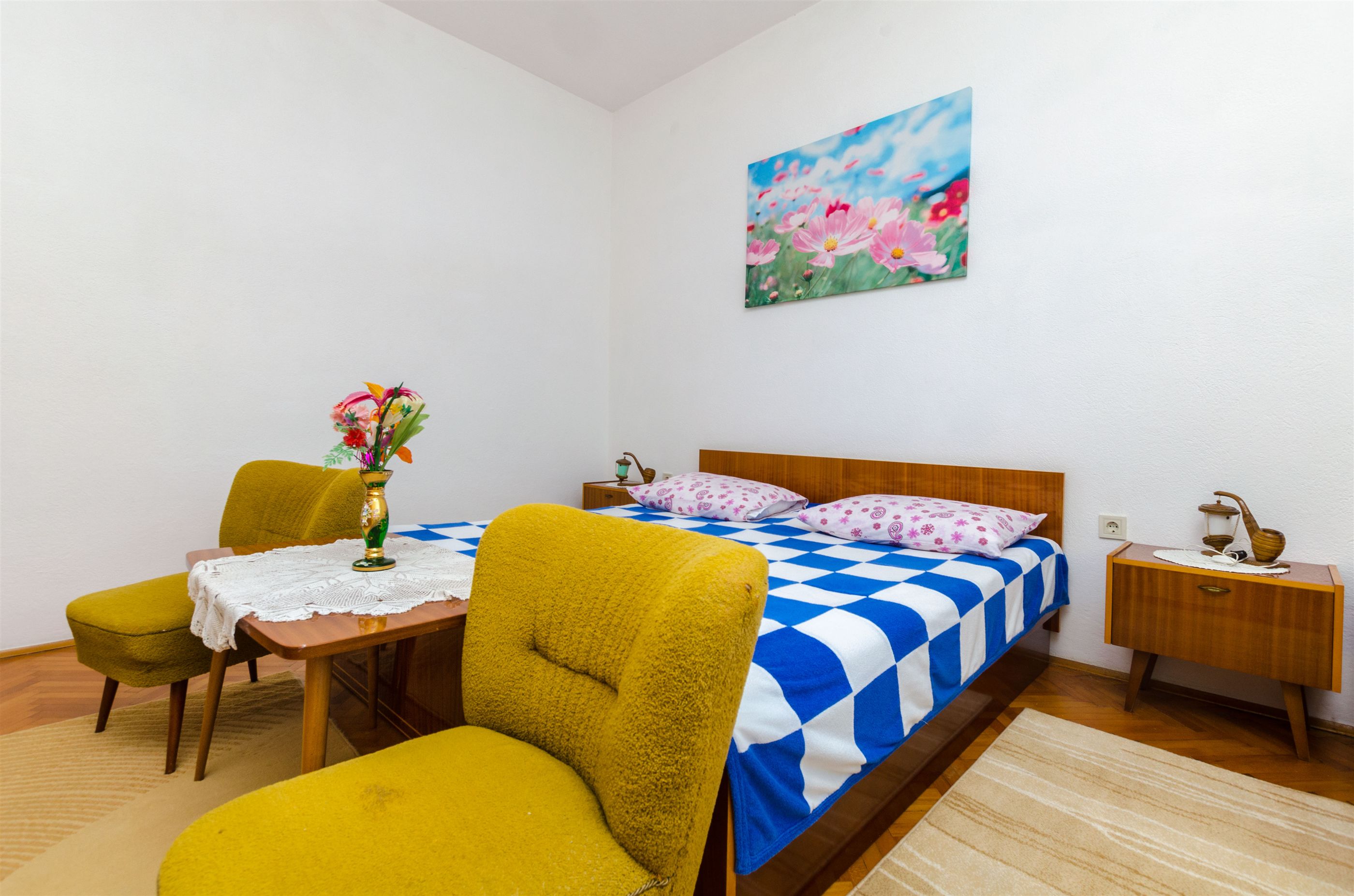Apartments Franka 42261-A2