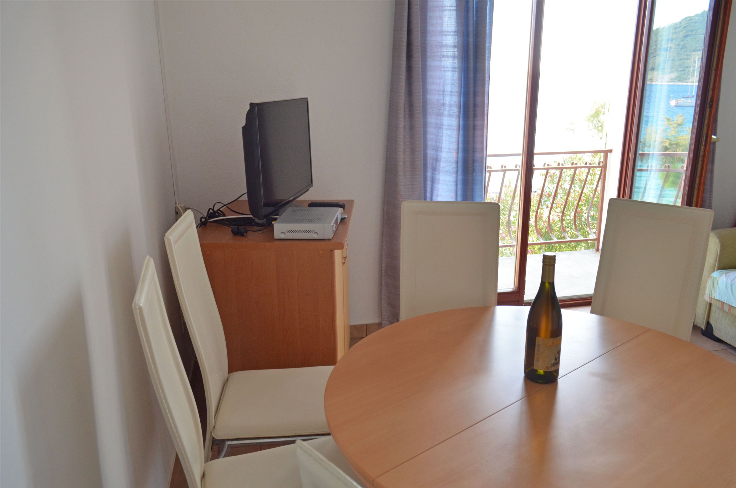 Apartments Ivana 40464-A2