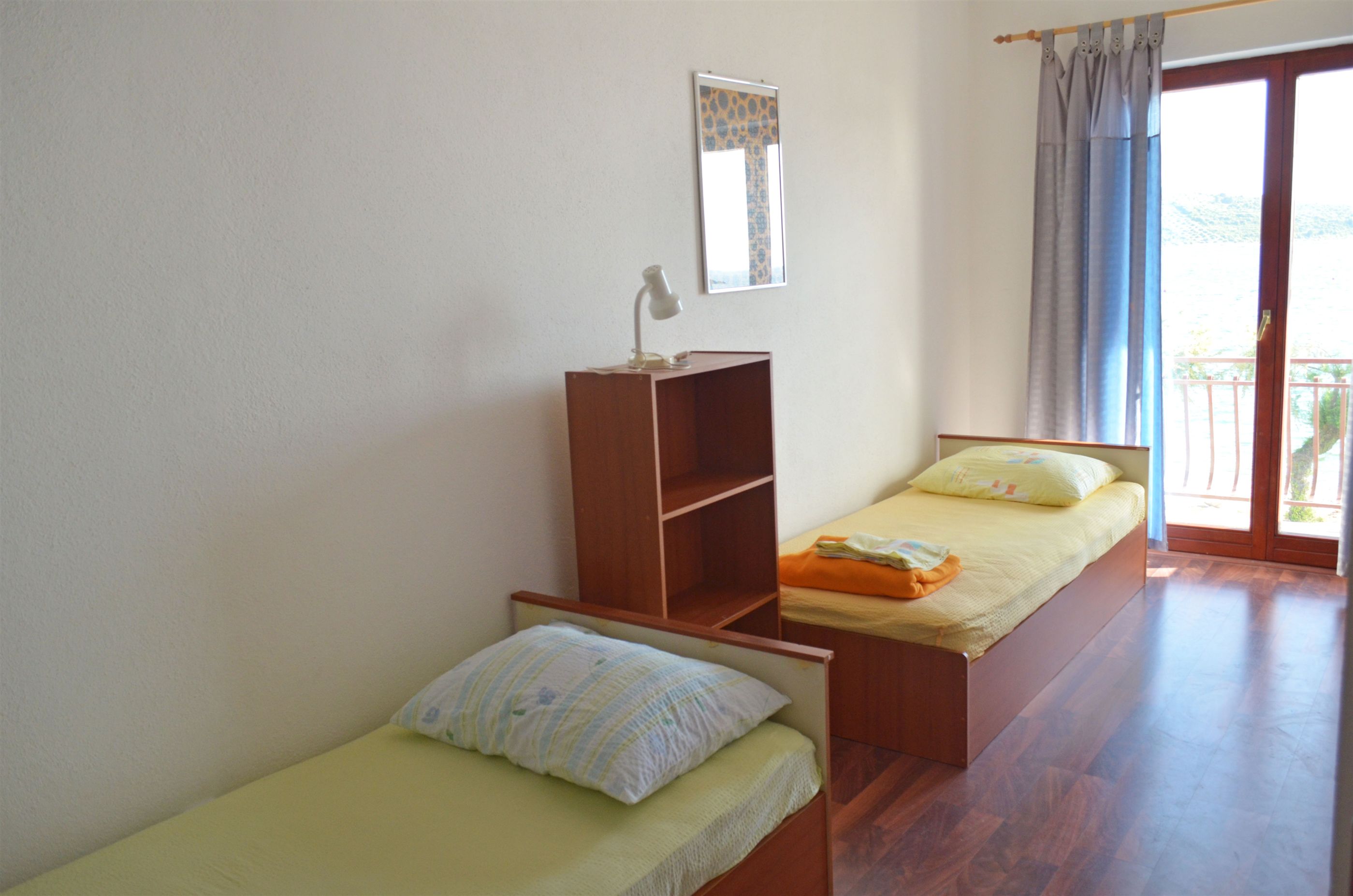 Apartments Ivana 40464-A2