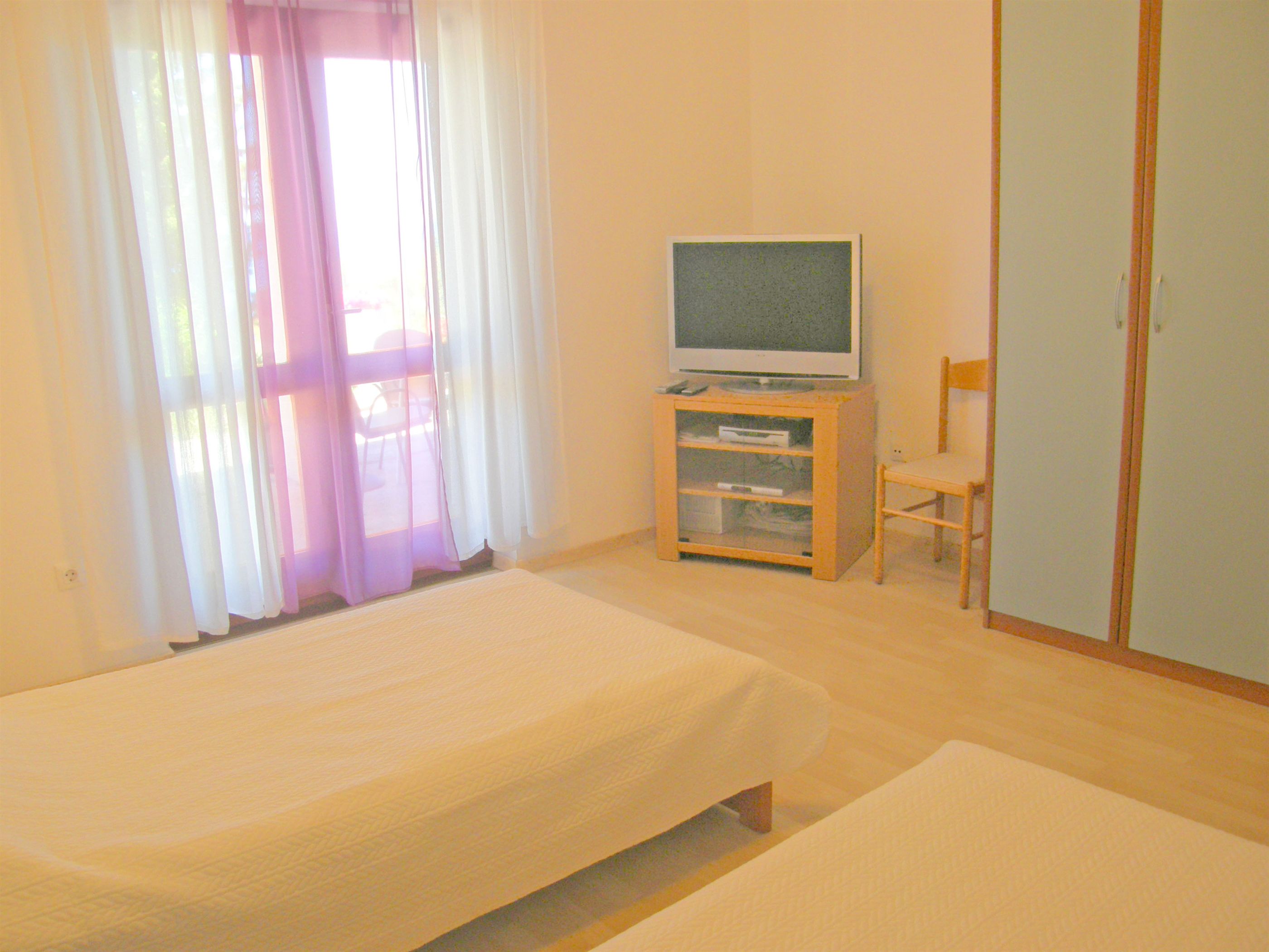 Apartments Rina 41347-A1