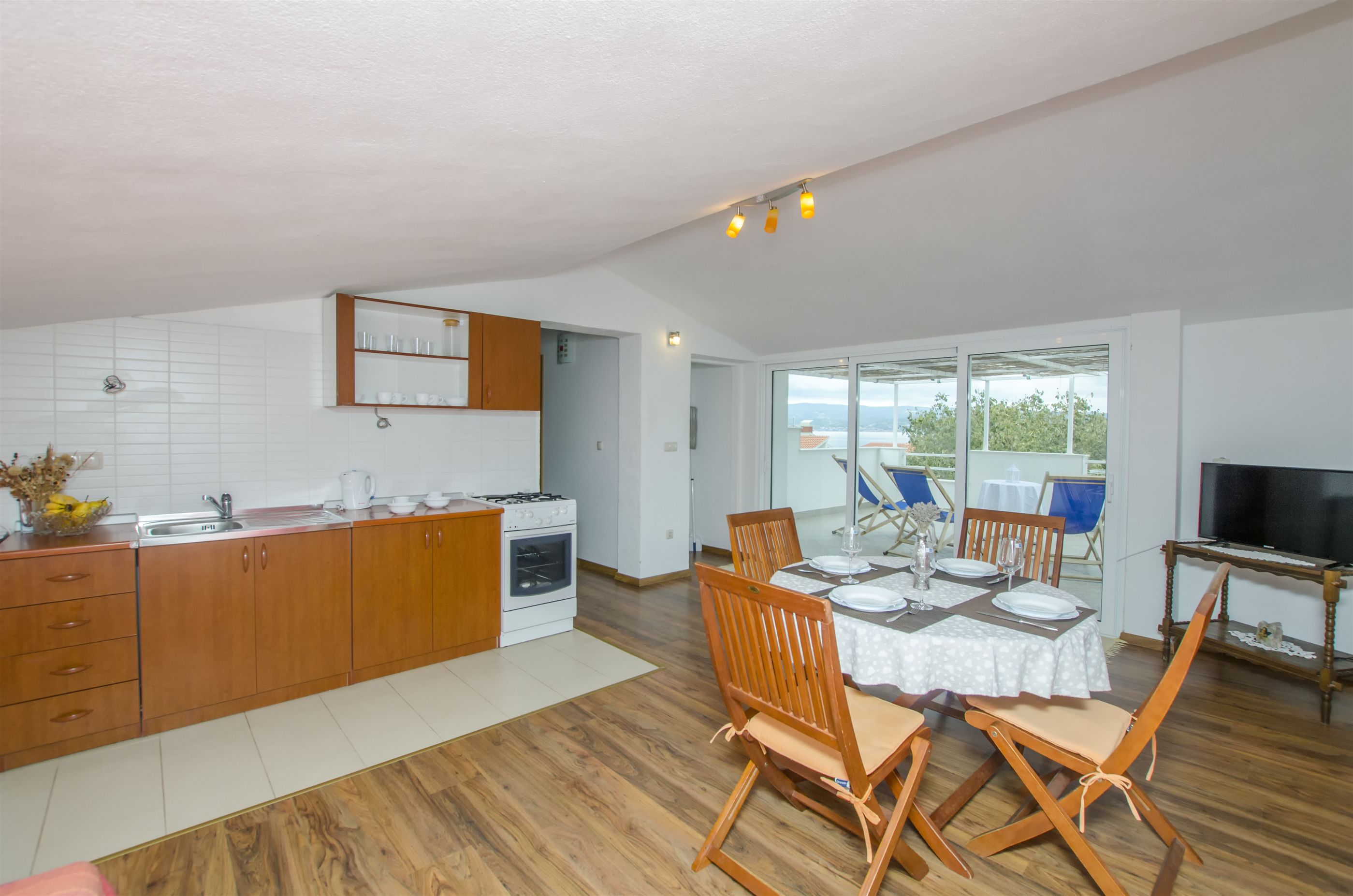 Apartments Amulic 21411-A2