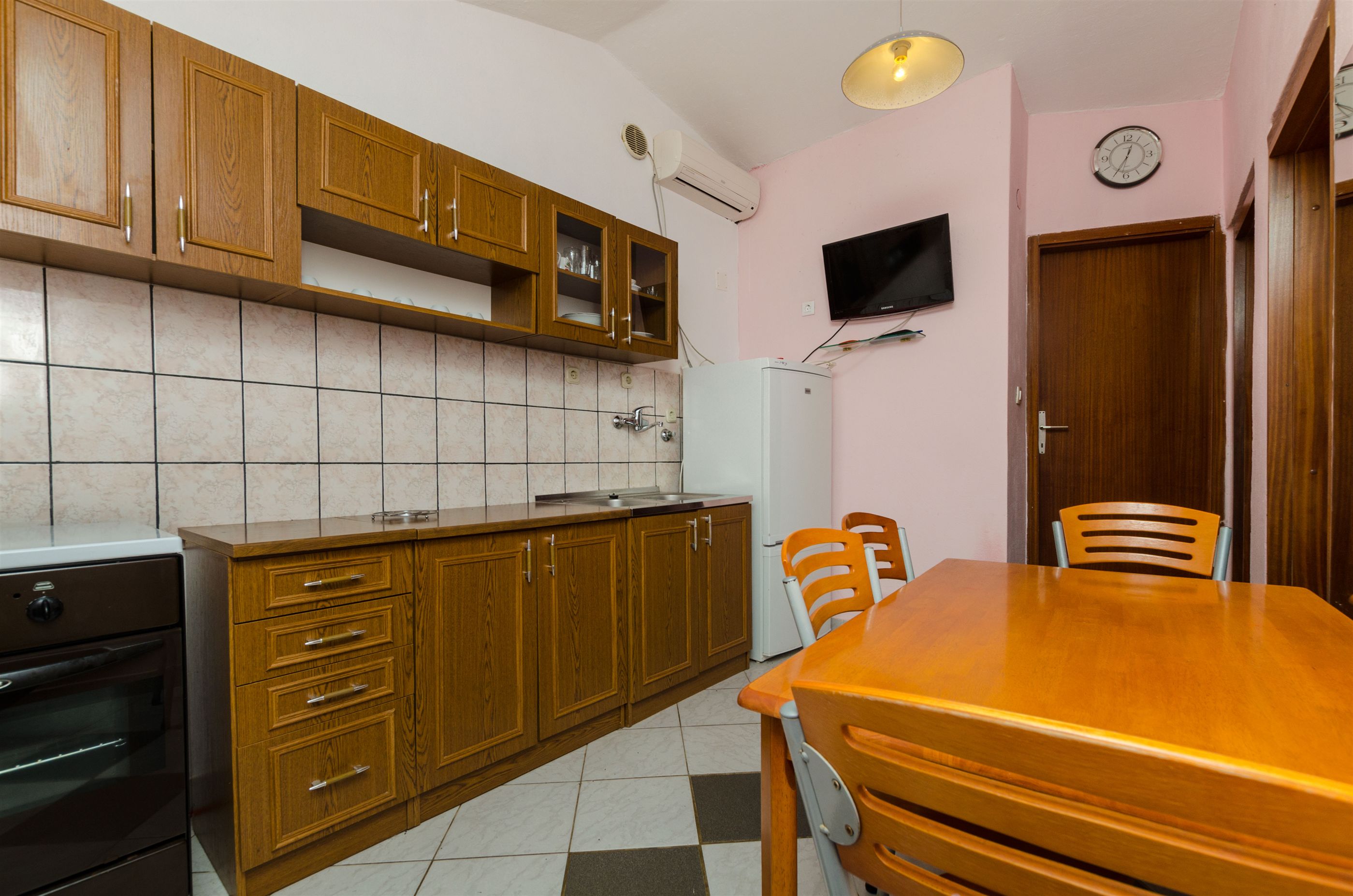 House Barbarina 38793-K1