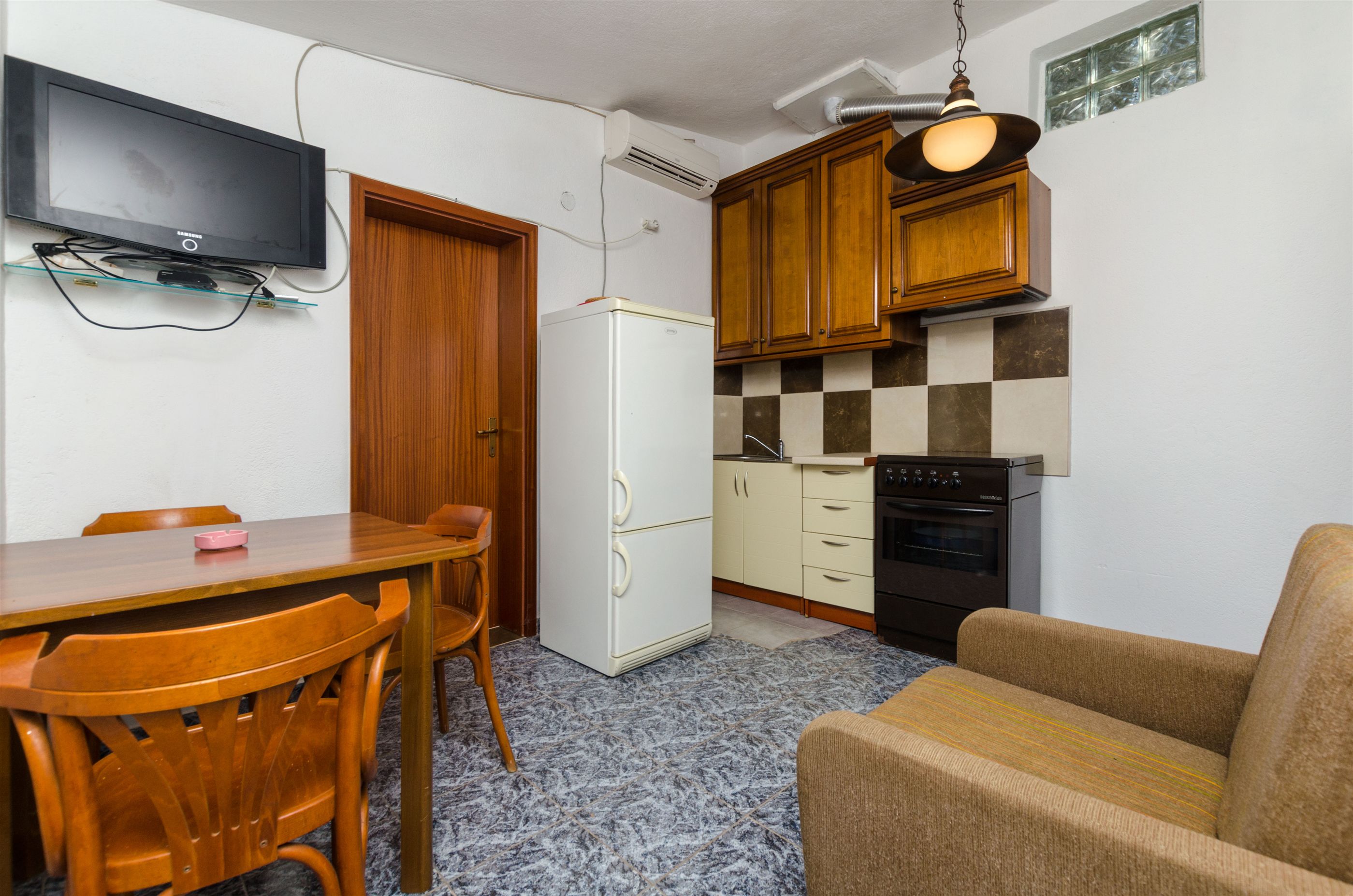 House Slišković 38792-K1