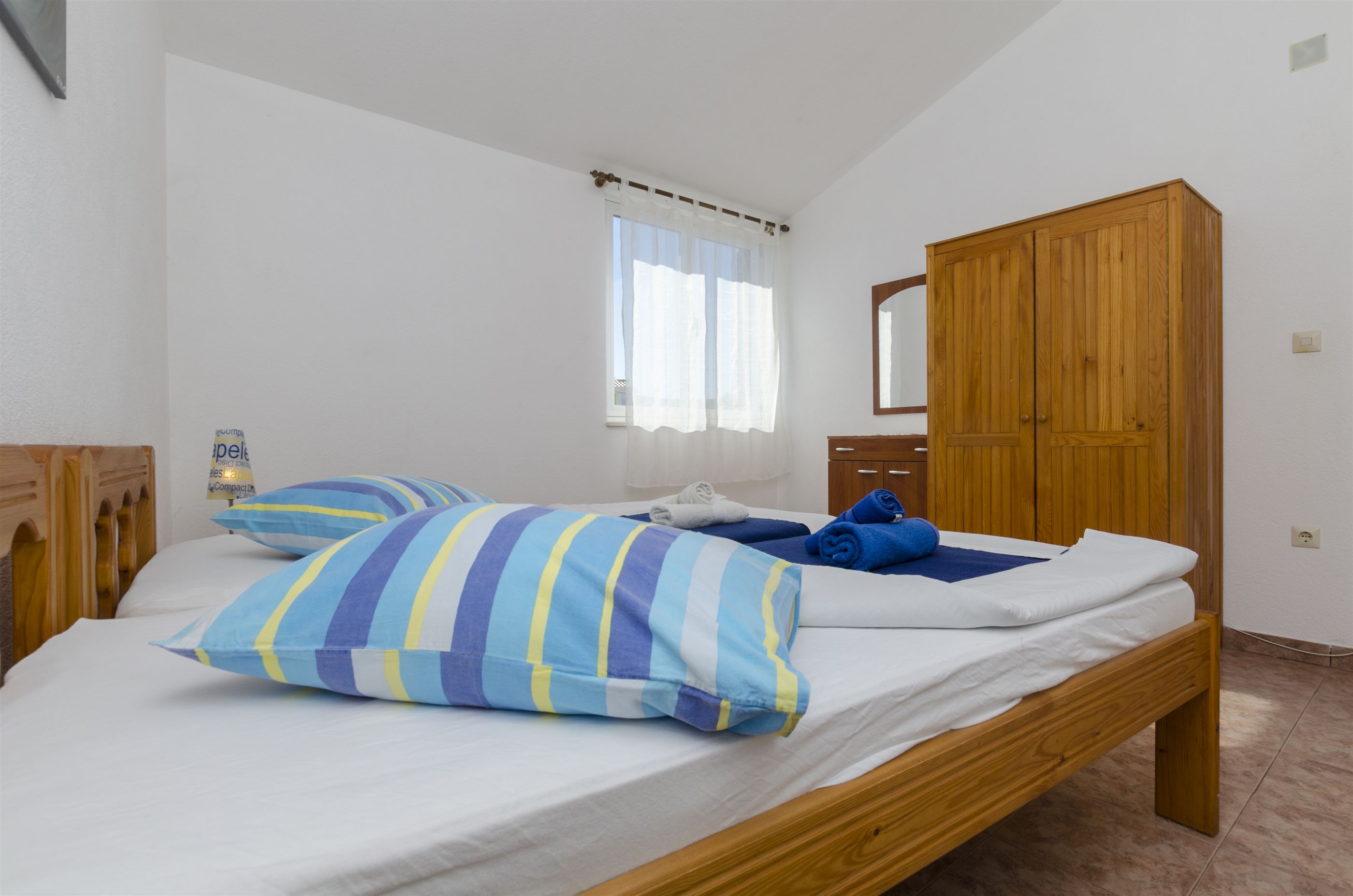 Apartments Mala Dalmacija 29691-A1