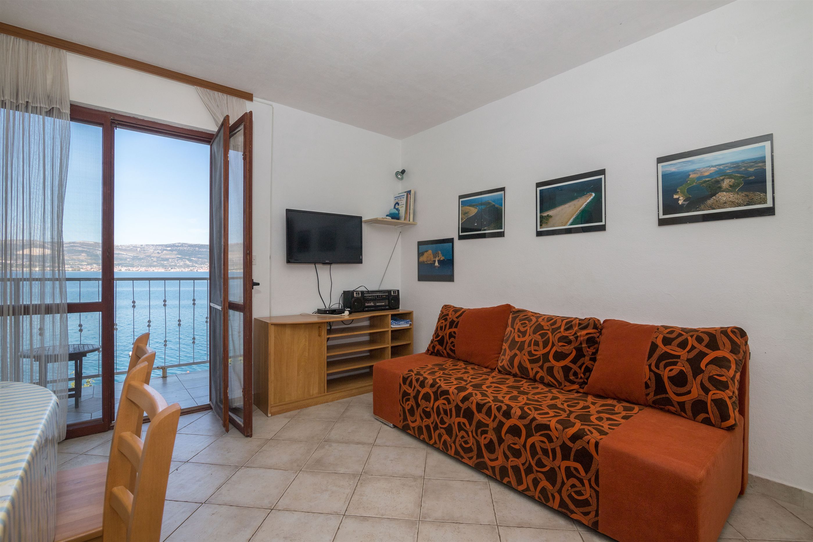 Apartments Ivan 17571-A1