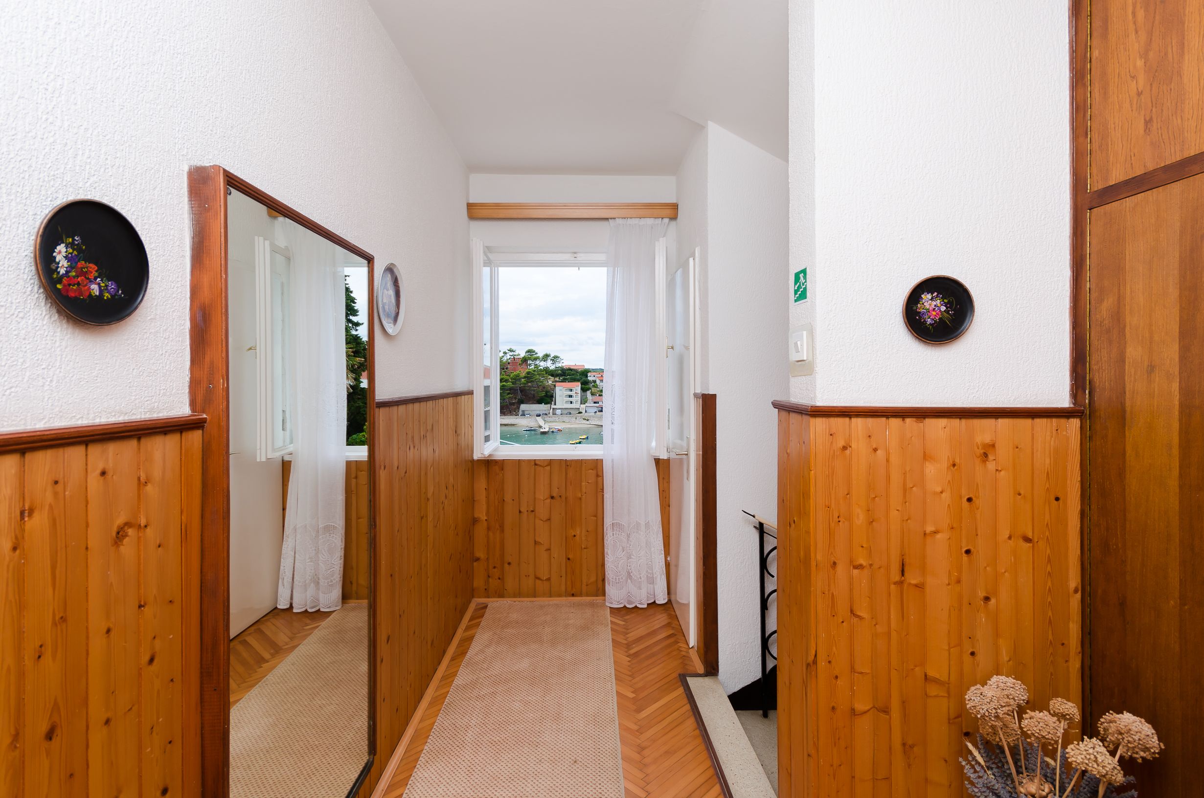 Rooms Mihaela 65771-S2