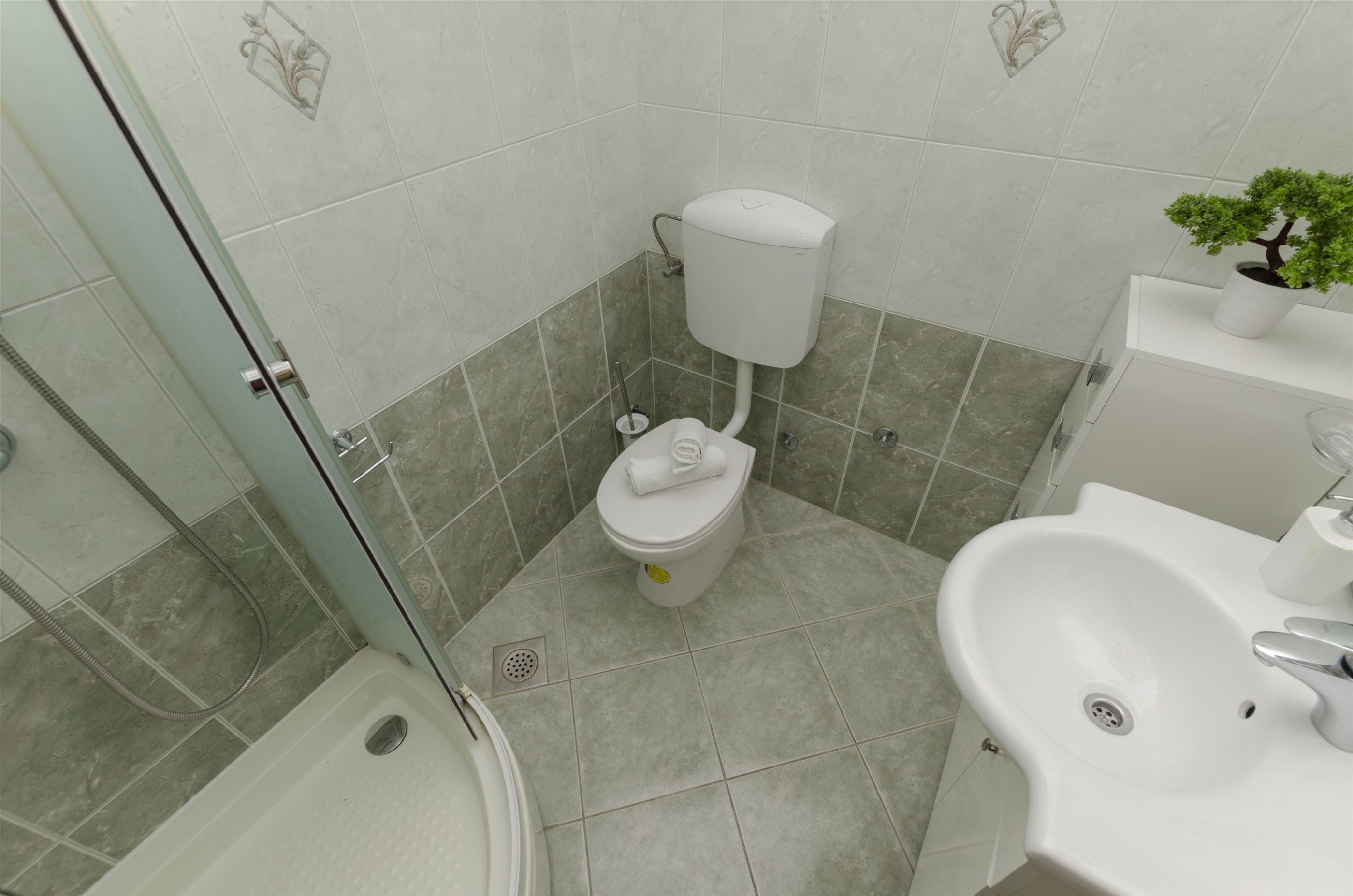 Apartments Srecko 41401-A2