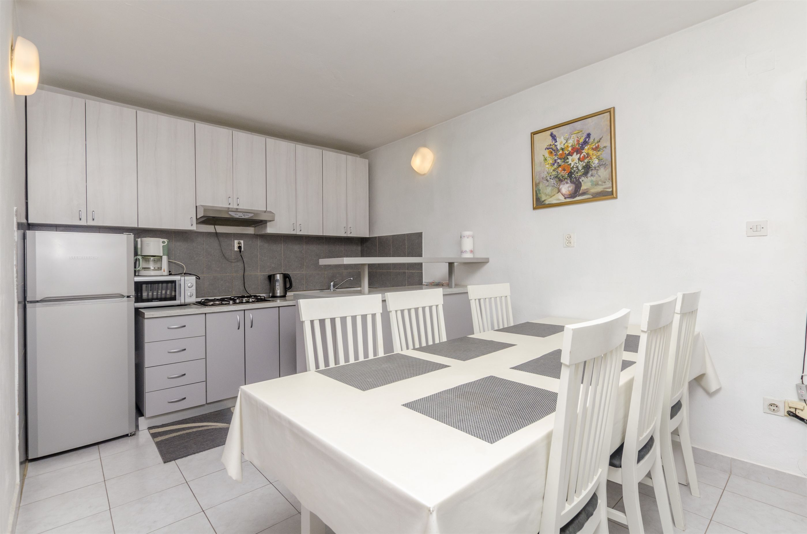 Apartments Ercegović 20551-A1