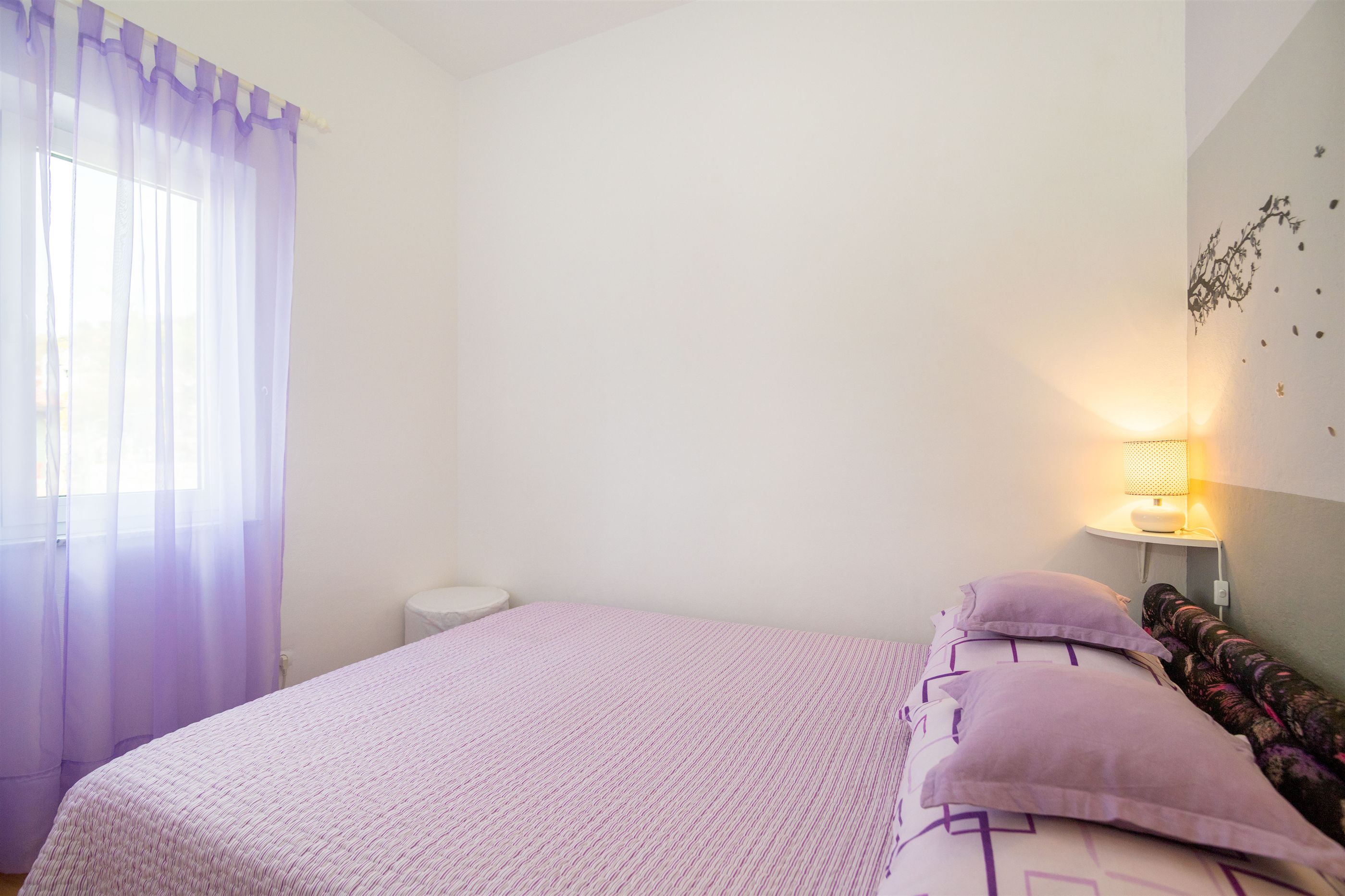 Apartments Mirjana 32121-A1