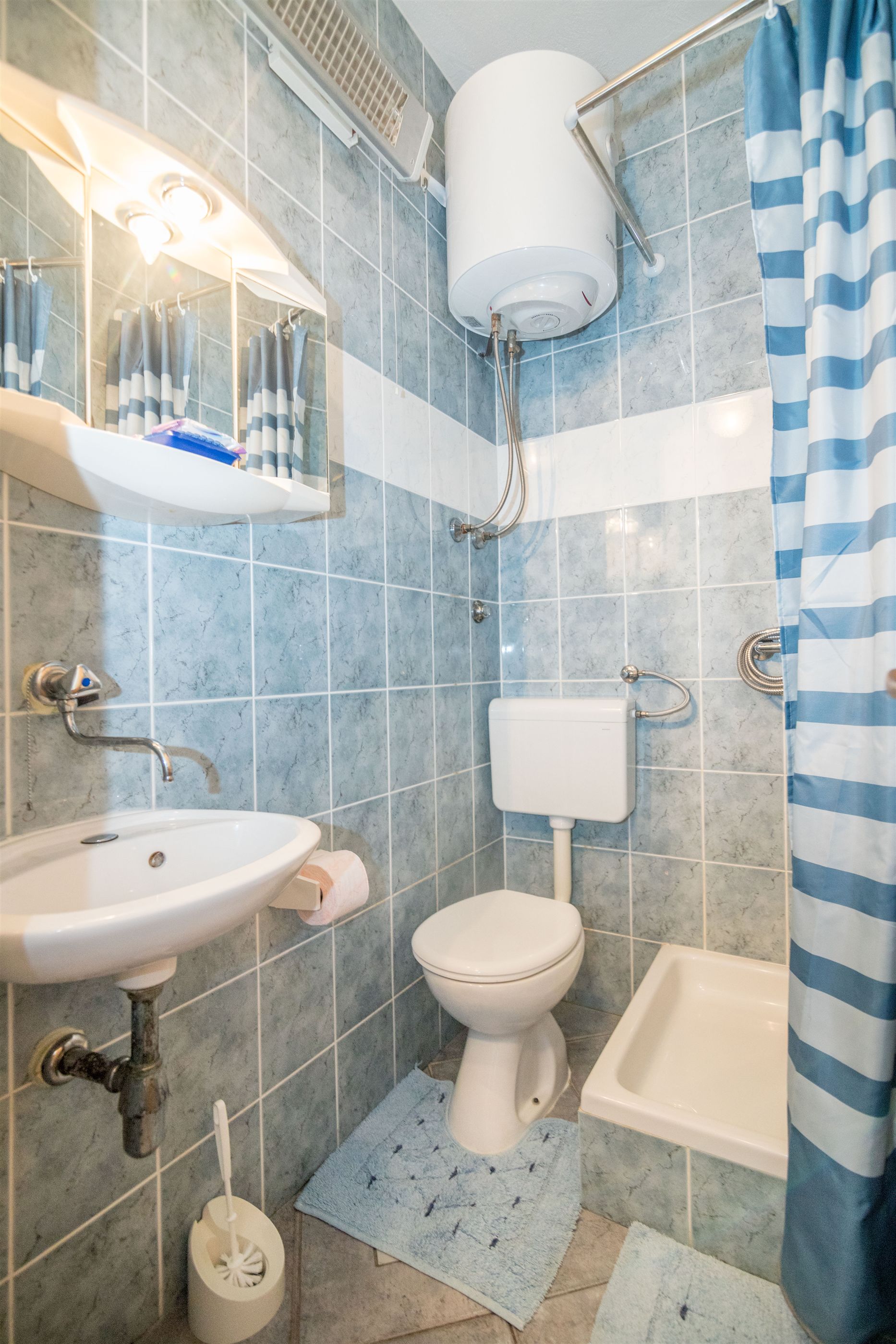 Apartments Mirjana 32121-A2