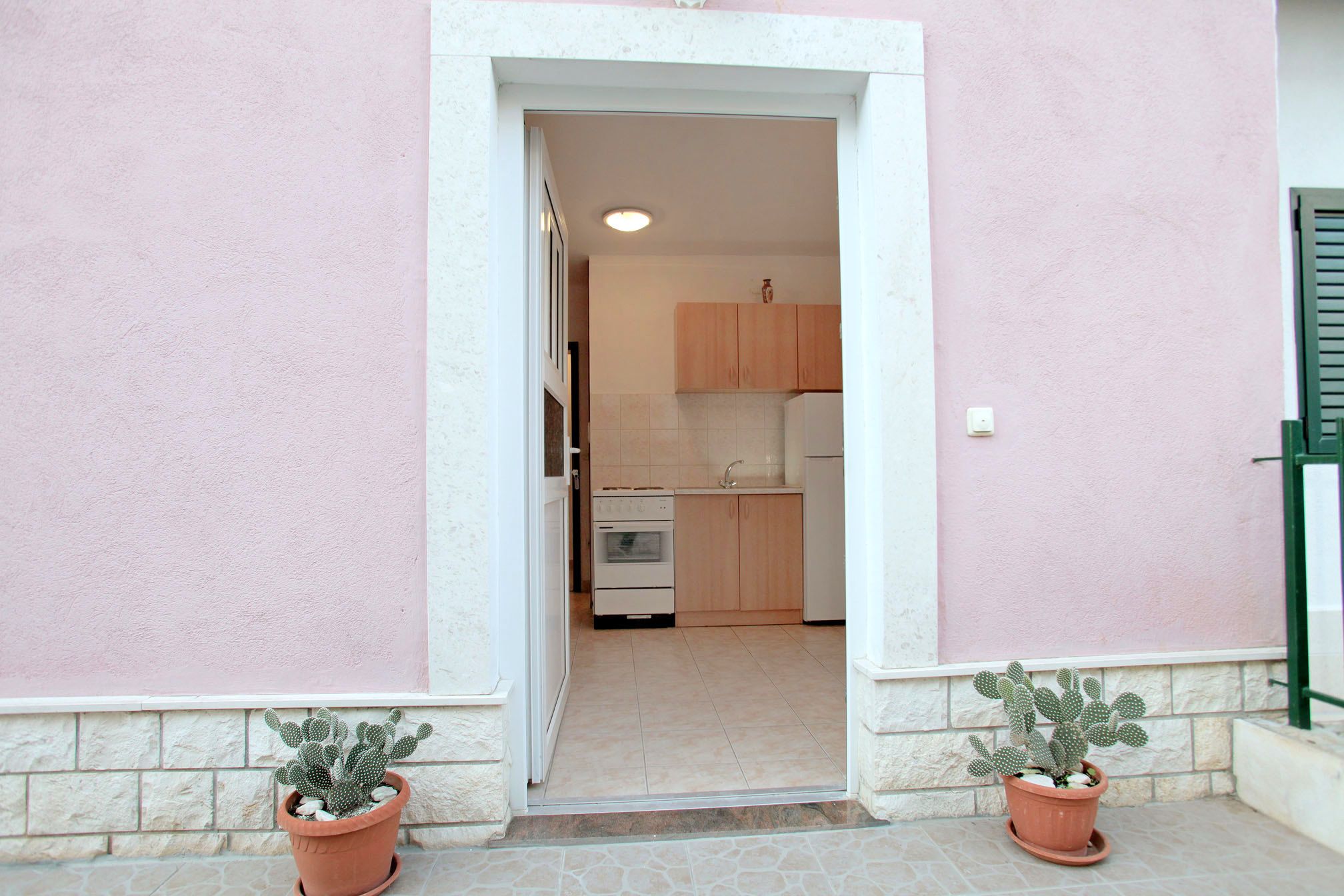 Apartments Iva 30731-A2